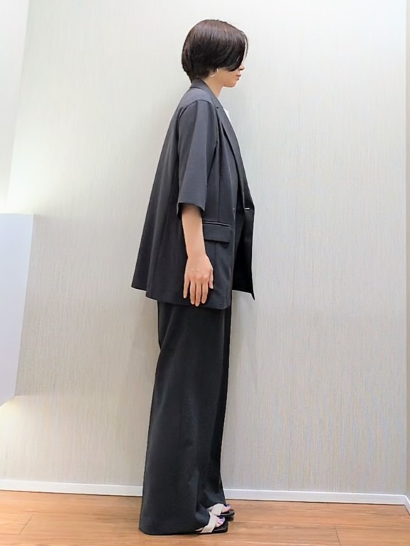 ミズタさんの「UNTITLED｜【セットアップ可/UVカット/通気性】エアリークール半袖ジャケット」を使ったコーディネート