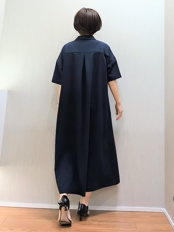 ミズタさんの「UNTITLED｜【UVカット/接触冷感/通気性】エアリークールワンピース」を使ったコーディネート