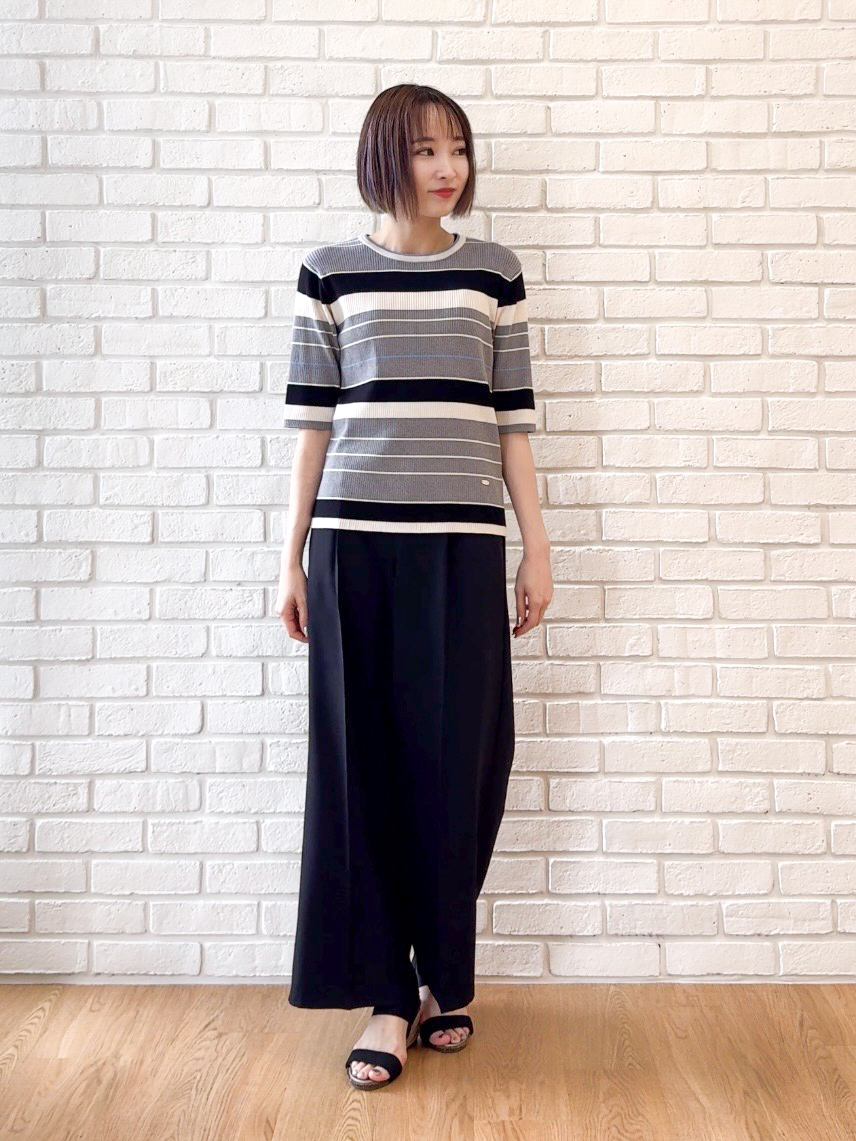 𝐜𝐡𝐢𝐤𝐚さんの「SHOO･LA･RUE｜マルチボーダーリブニット」を使ったコーディネート