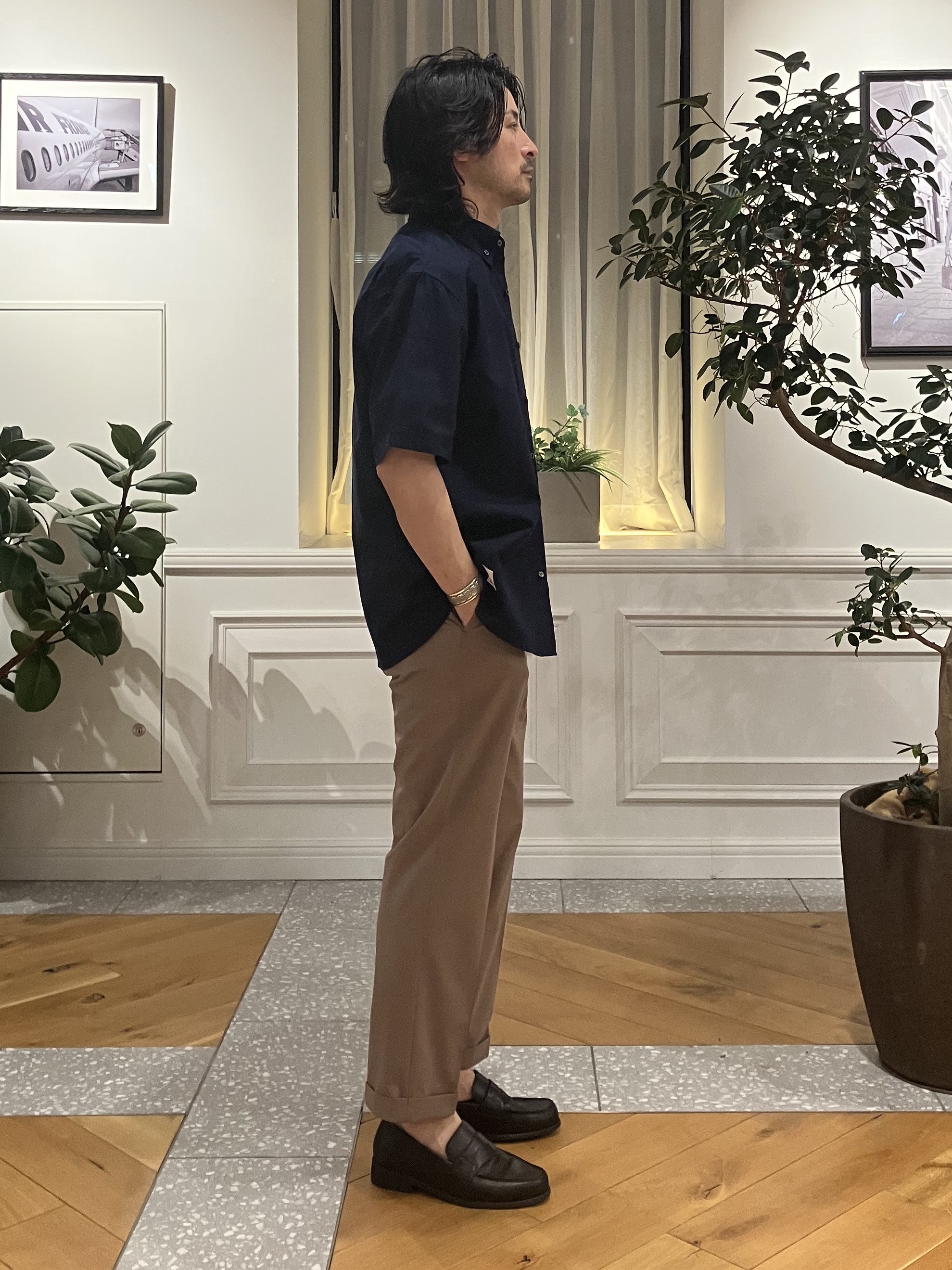 junyaさんの「DRESSTERIOR｜ナイトエンブロイ オックスシャツ」を使ったコーディネート
