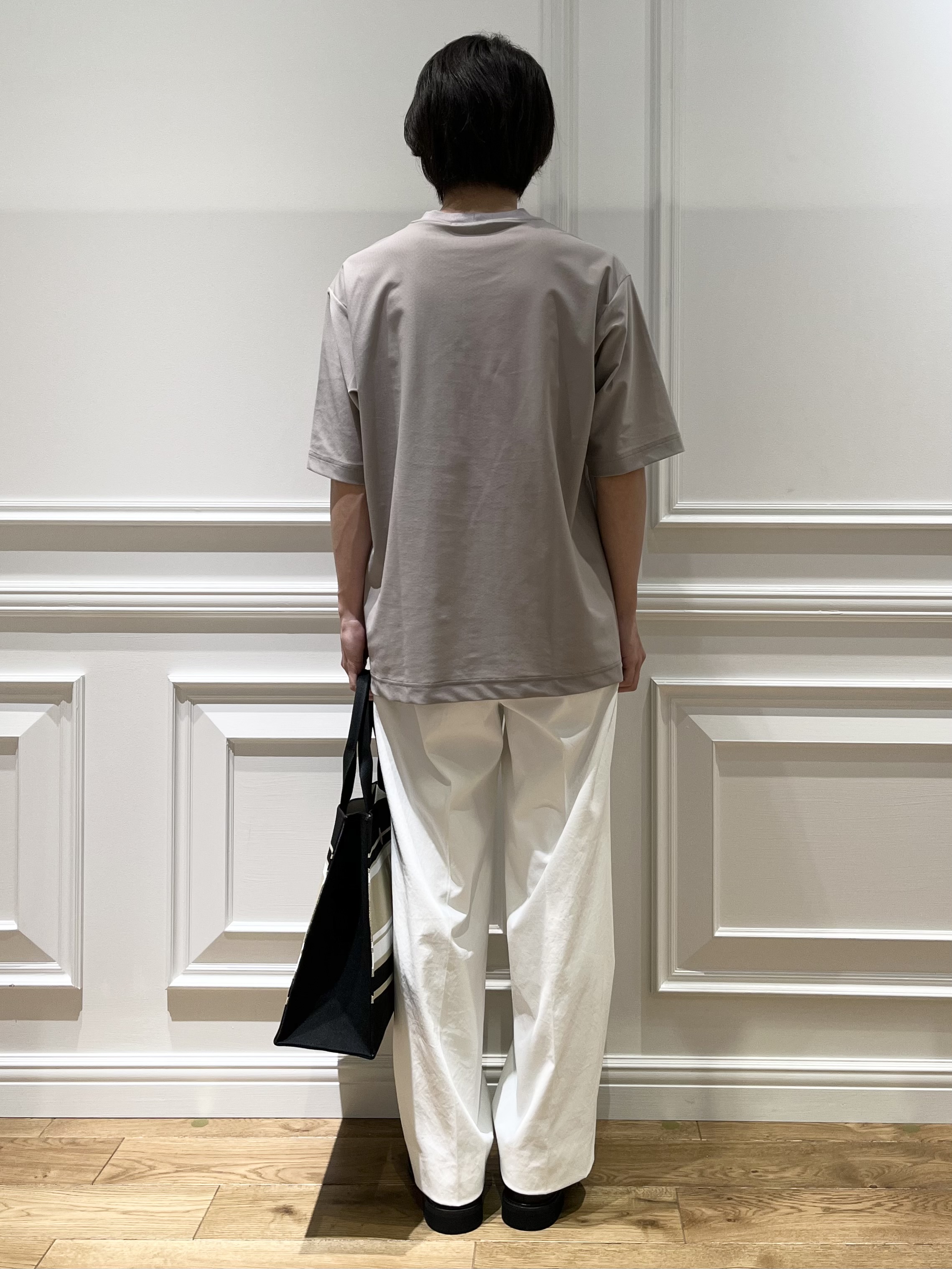 Watanabeさんの「DRESSTERIOR｜【接触冷感/UVカット/ウォッシャブル】AIRTOOL クルーネックTシャツ」を使ったコーディネート