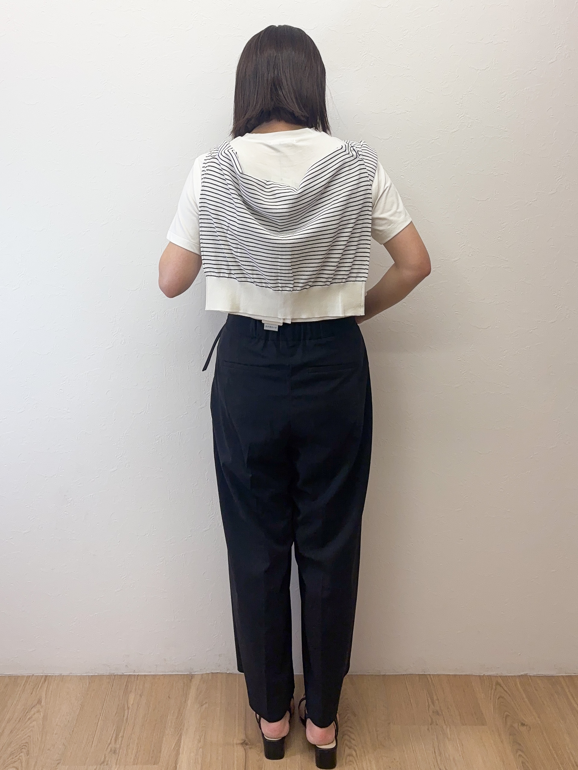 Takeさんの「OPAQUE.CLIP｜【遮熱／UVケア】外気の熱を感じにくい！クルーネックカーディガン《洗濯機OK／抗ピリング／6col》」を使ったコーディネート