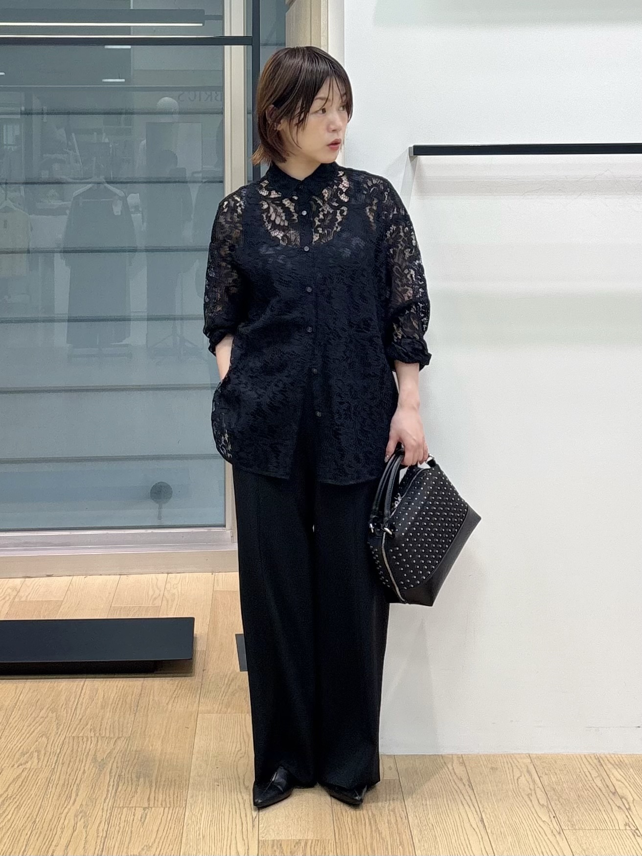 asamiさんの「INDIVI｜【洗える／トレンド】大人レースシャツ」を使ったコーディネート