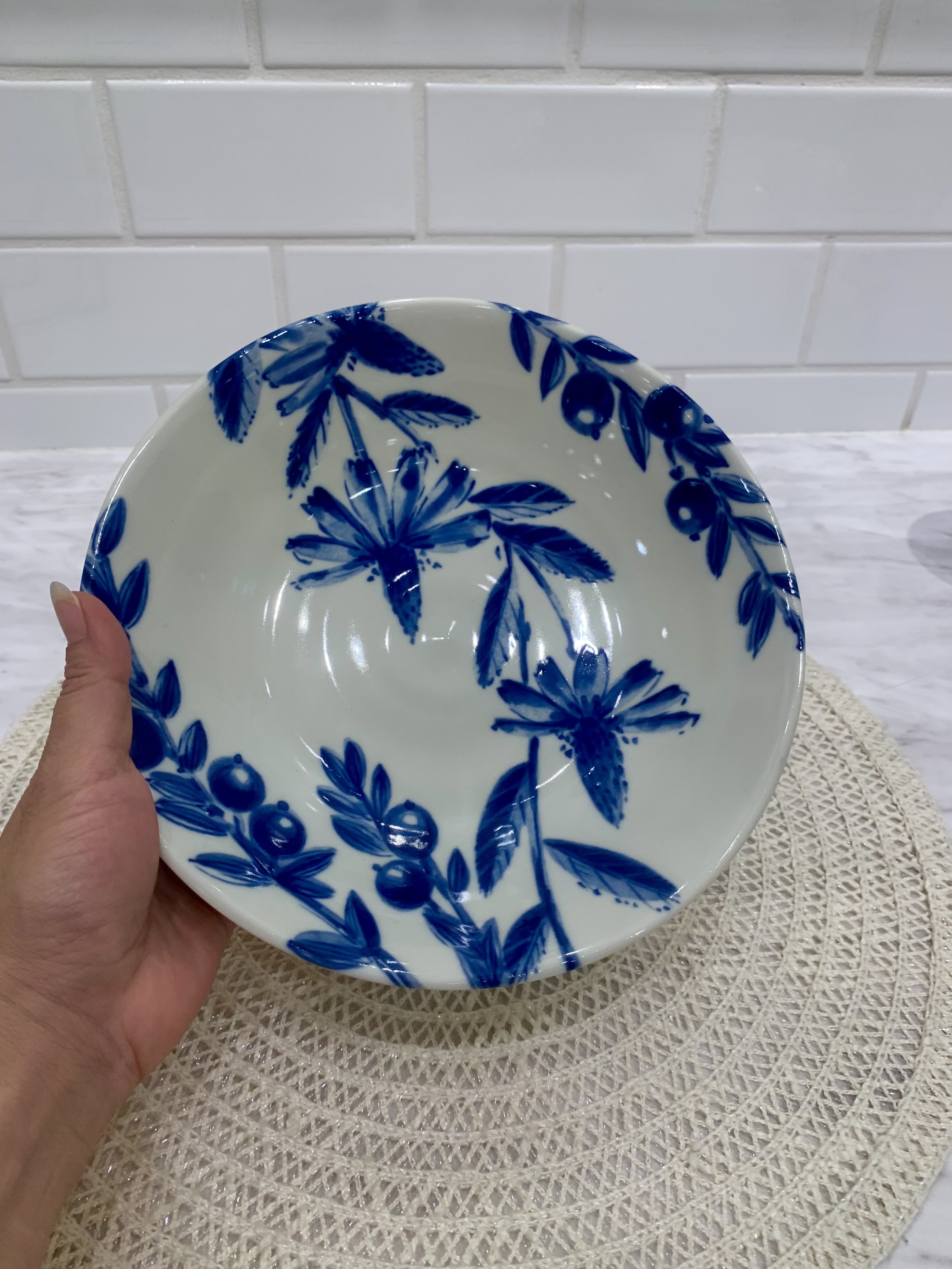 osaosaさんの「212 KITCHEN STORE｜ボタニカル マグ マーガレット」を使ったコーディネート