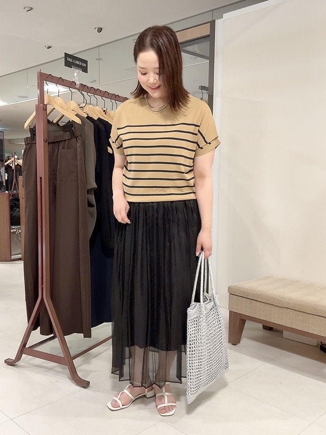 YUIさんの「UNTITLED｜【肌に張り付かない/前後2WAY】ドライタッチコットンプルオーバー」を使ったコーディネート