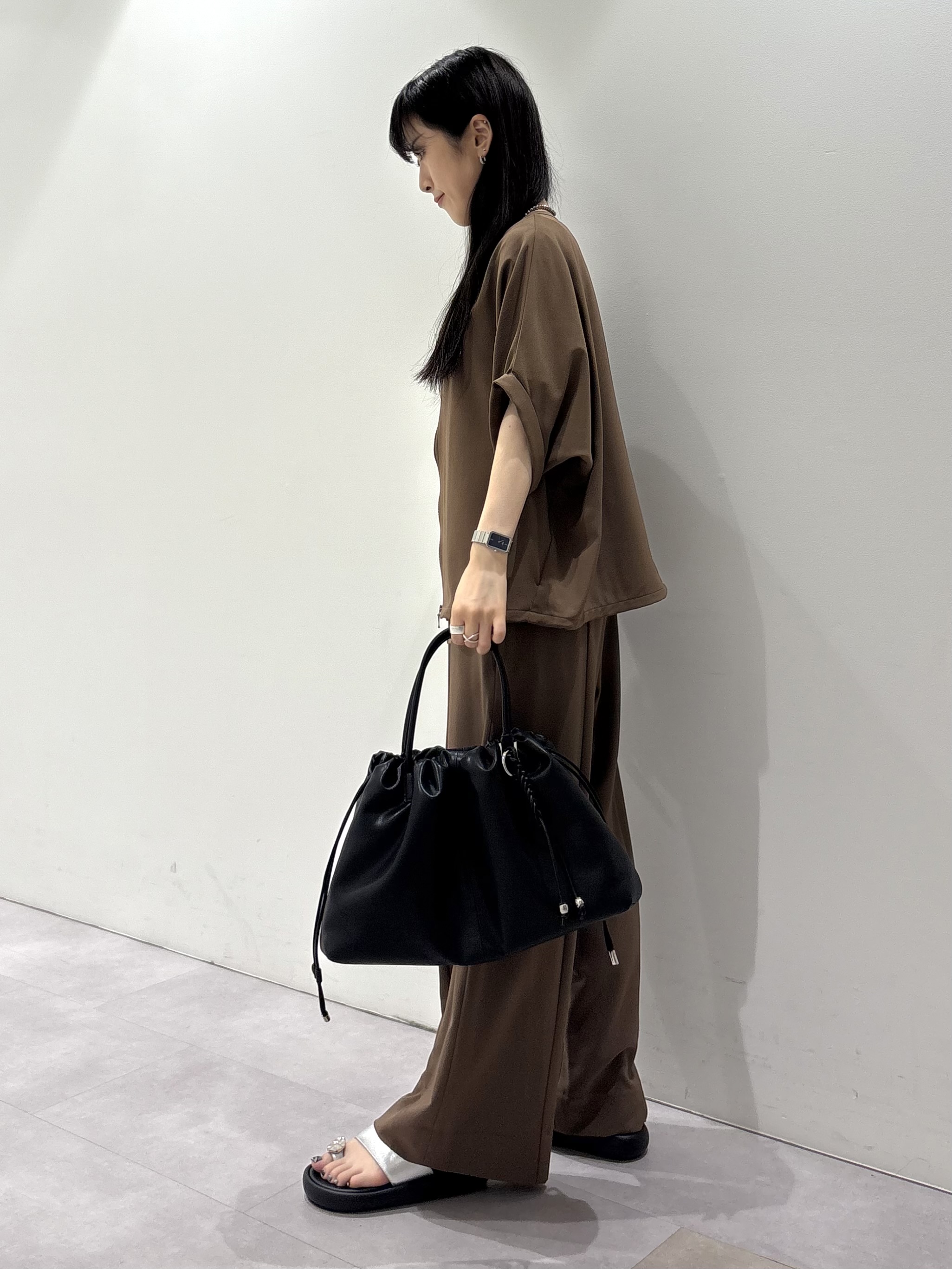 KEIKOさんの「INDIVI｜【着る日傘】ドルマンフォルムブルゾン」を使ったコーディネート