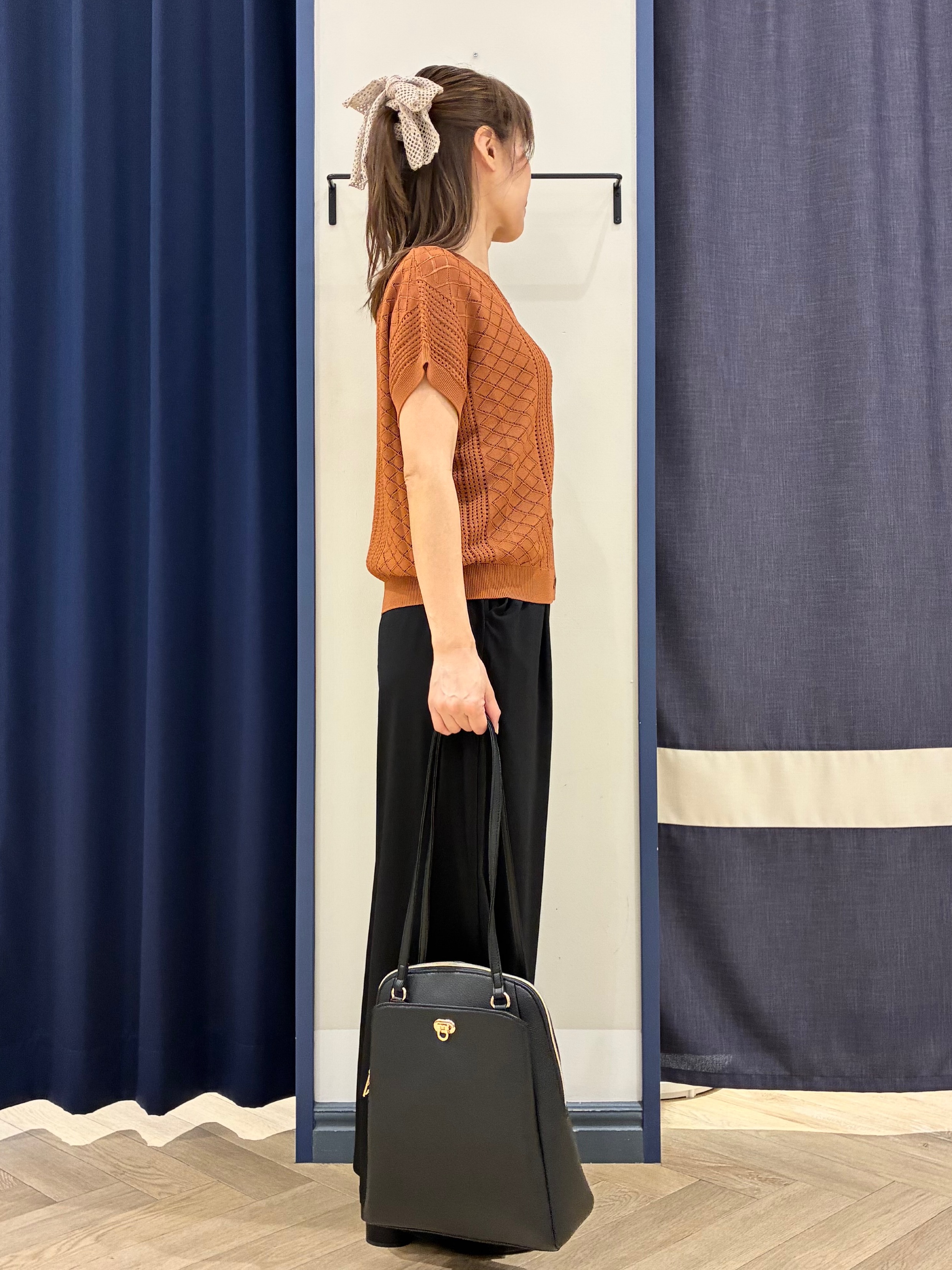 Orikaさんの「grove｜【2WAY・洗える】透かし編みニットベスト」を使ったコーディネート