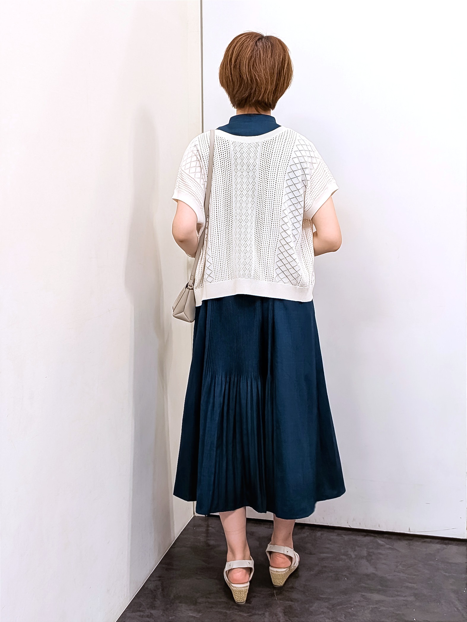やまちゃんさんの「grove｜【2WAY・洗える】透かし編みニットベスト」を使ったコーディネート