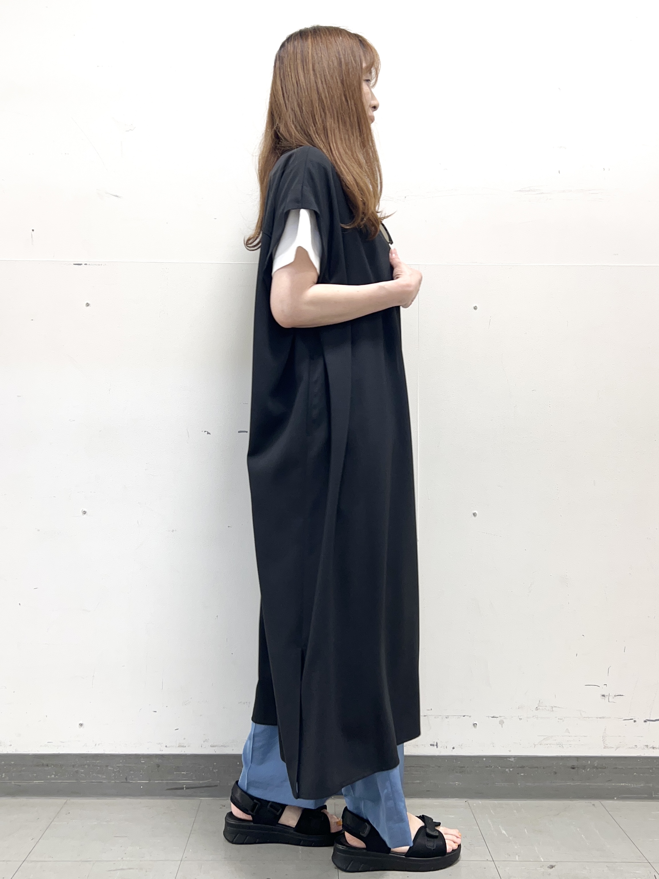 yuさんの「Reflect｜すっきり見えバンドカラーシャツワンピース」を使ったコーディネート