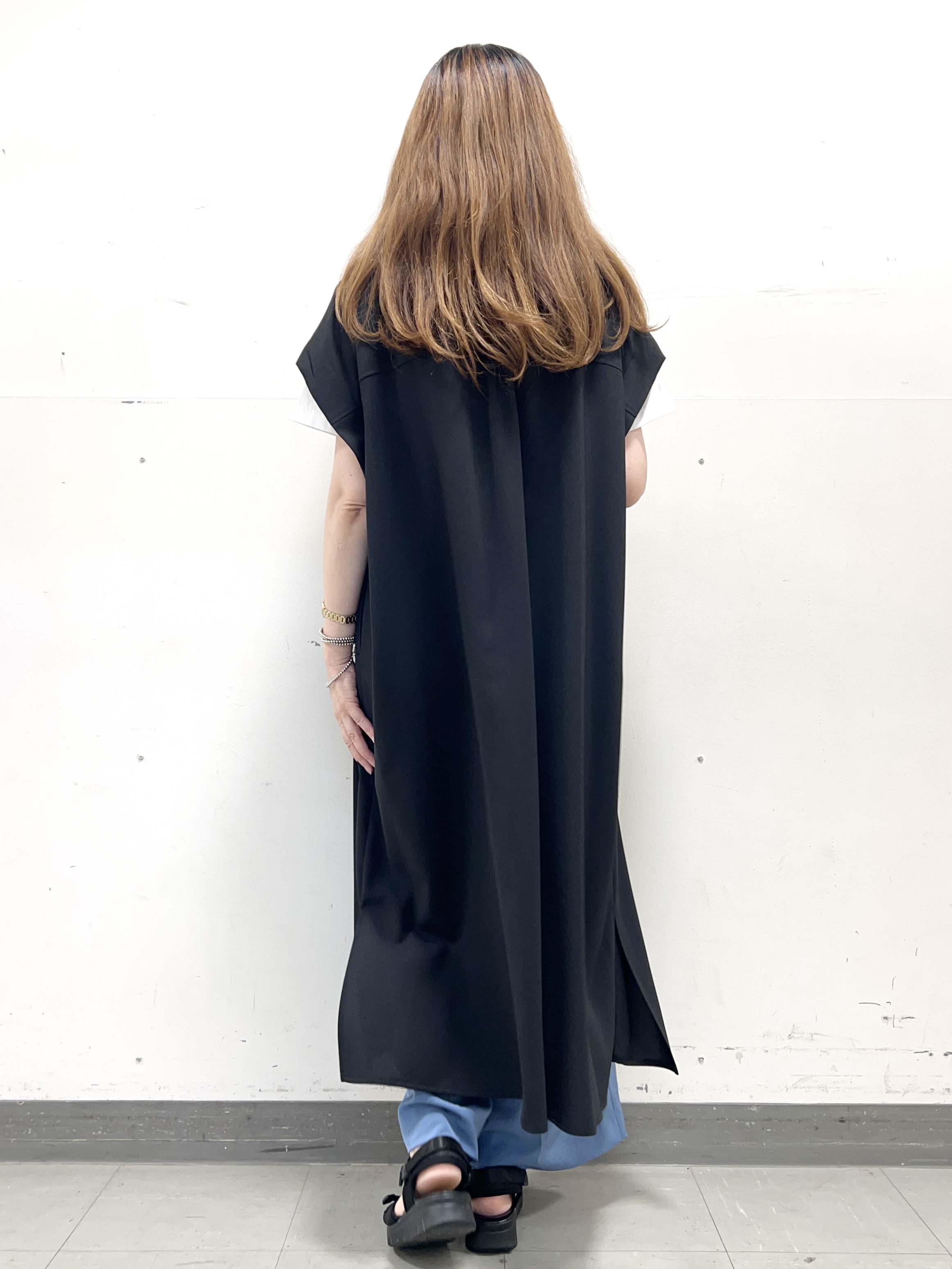 yuさんの「Reflect｜すっきり見えバンドカラーシャツワンピース」を使ったコーディネート