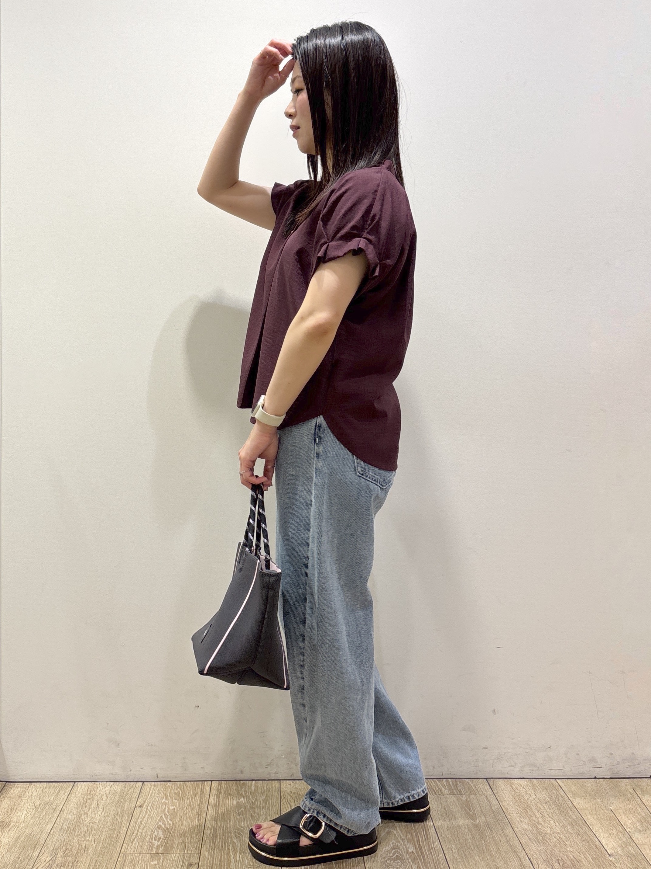 mameさんの「index｜【接触冷感／吸水速乾】タックスキッパーブラウス《防シワ／イージーアイロン／洗濯機OK／9col》」を使ったコーディネート