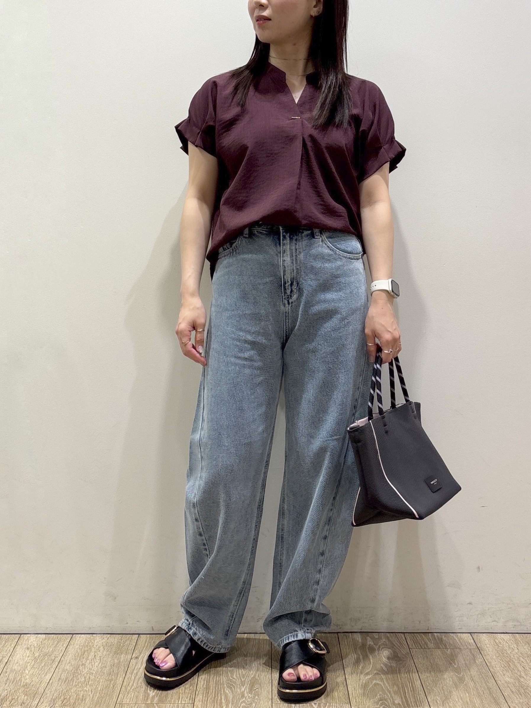 mameさんの「index｜【接触冷感／吸水速乾】タックスキッパーブラウス《防シワ／イージーアイロン／洗濯機OK／9col》」を使ったコーディネート