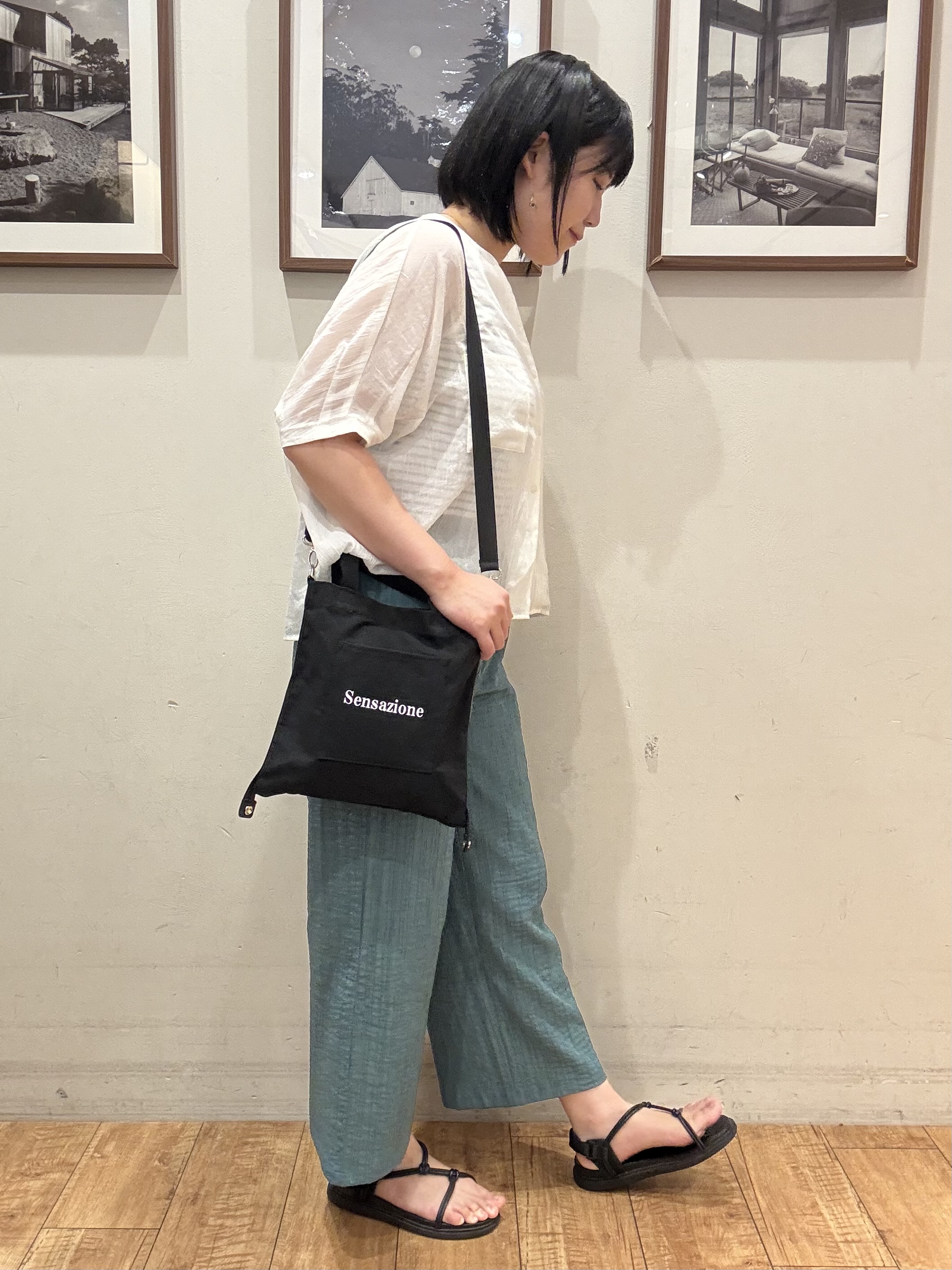 Tsuruさんの「SHOO･LA･RUE｜【洗濯機可/選べる6色】風合いを楽しむ 楊柳シアーゆったりドルマンブラウス」を使ったコーディネート