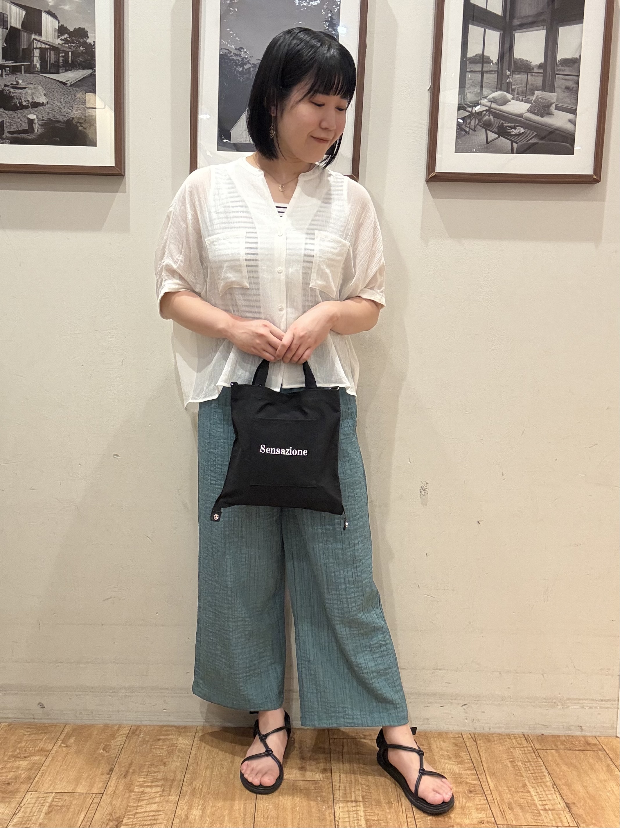 Tsuruさんの「SHOO･LA･RUE｜【洗濯機可/選べる6色】風合いを楽しむ 楊柳シアーゆったりドルマンブラウス」を使ったコーディネート
