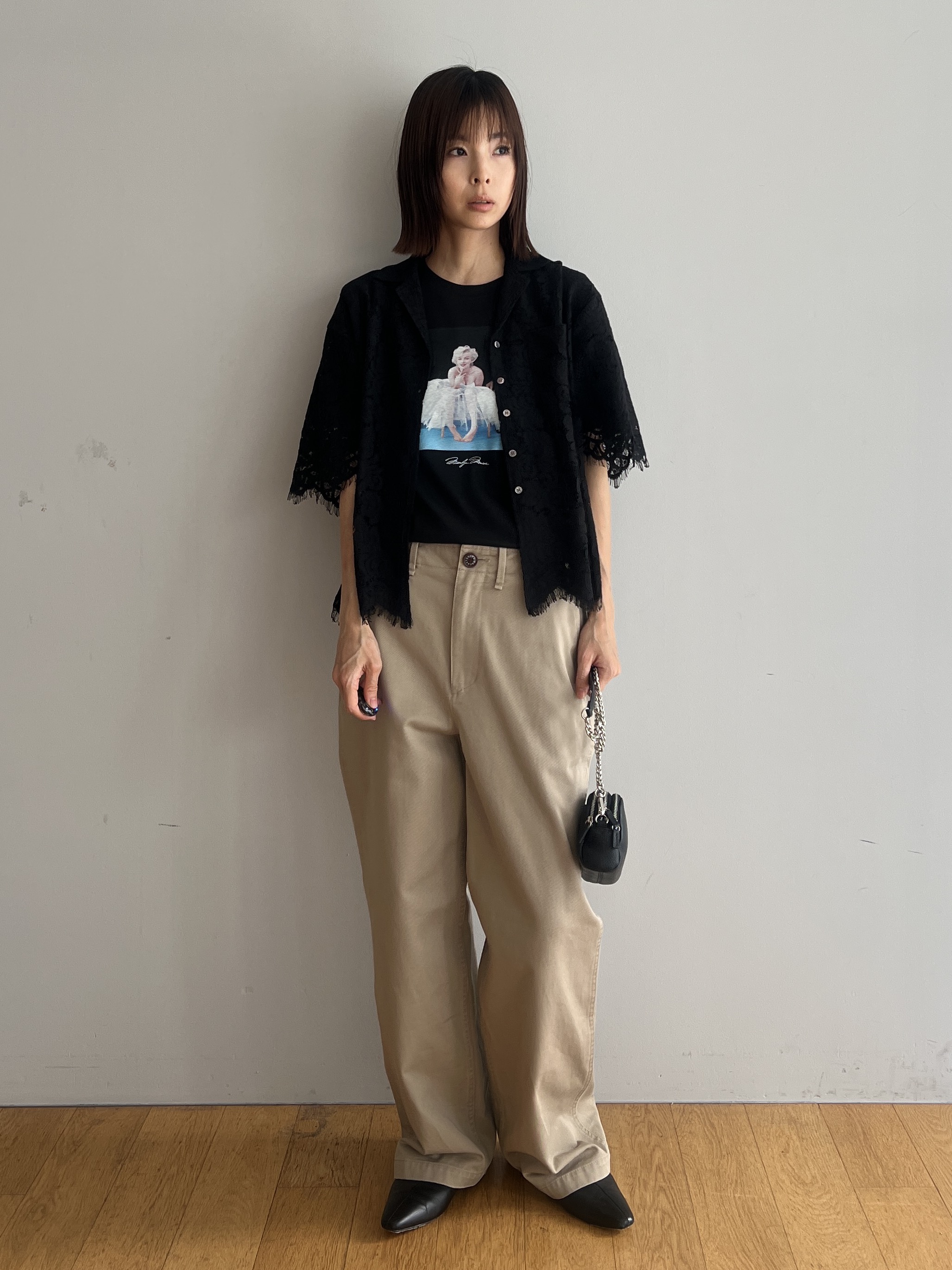 misaさんの「DRESSTERIOR｜ヴィンテージワイドチノパンツ」を使ったコーディネート
