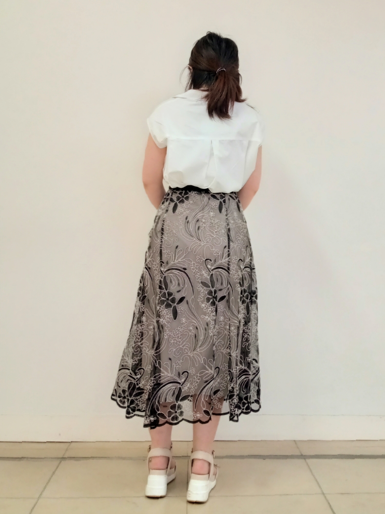 emiさんの「DRESSTERIOR｜フレンチスリーブ スキッパーブラウス」を使ったコーディネート