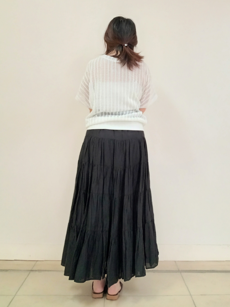 emiさんの「DRESSTERIOR｜【体系カバー/日除け】ドルマンスリーブ シアーメッシュプルオーバー」を使ったコーディネート