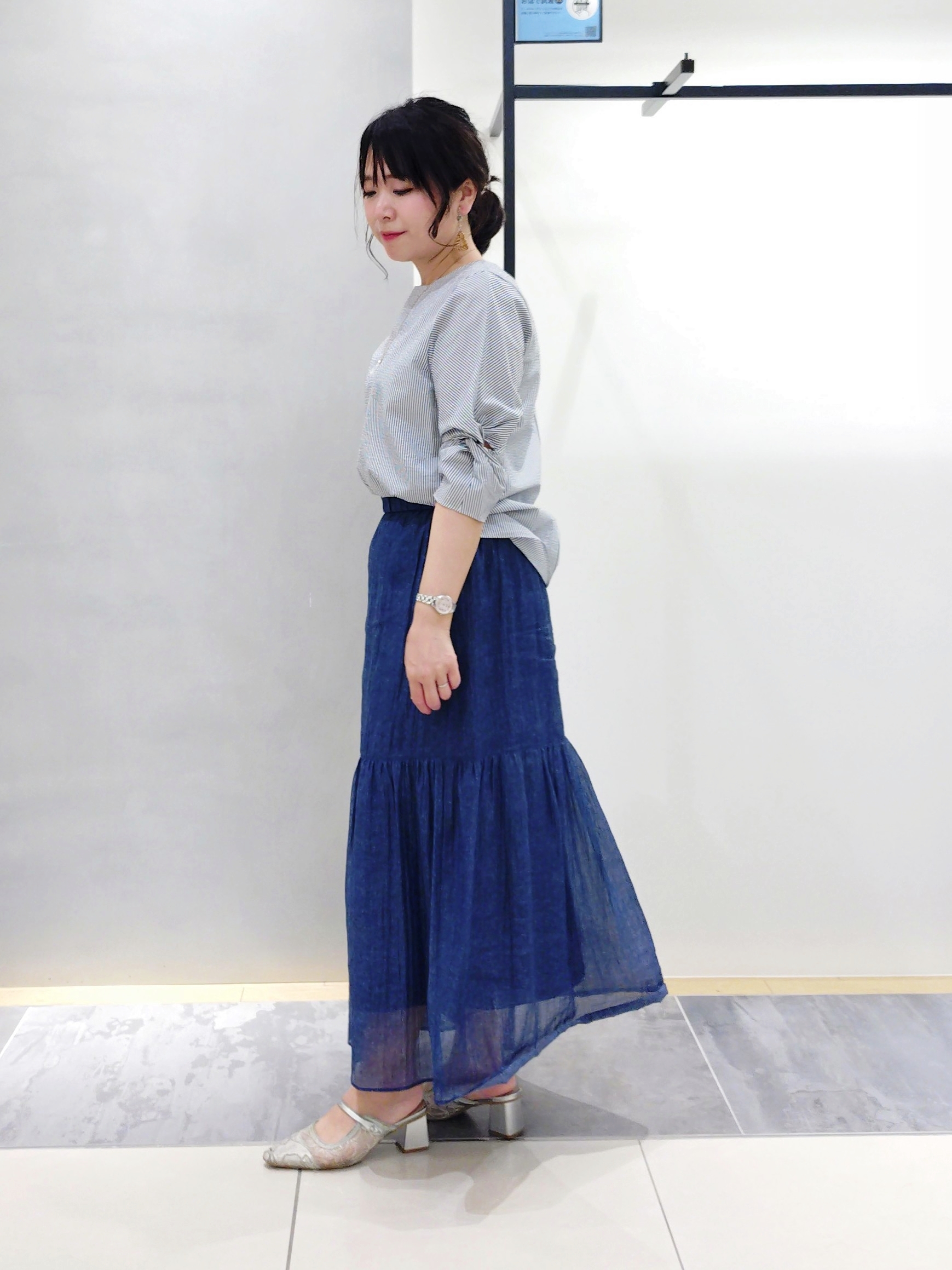 TOMOMIさんの「INDIVI｜【新色登場！超軽量】2WAYドロストショルダーバッグ」を使ったコーディネート