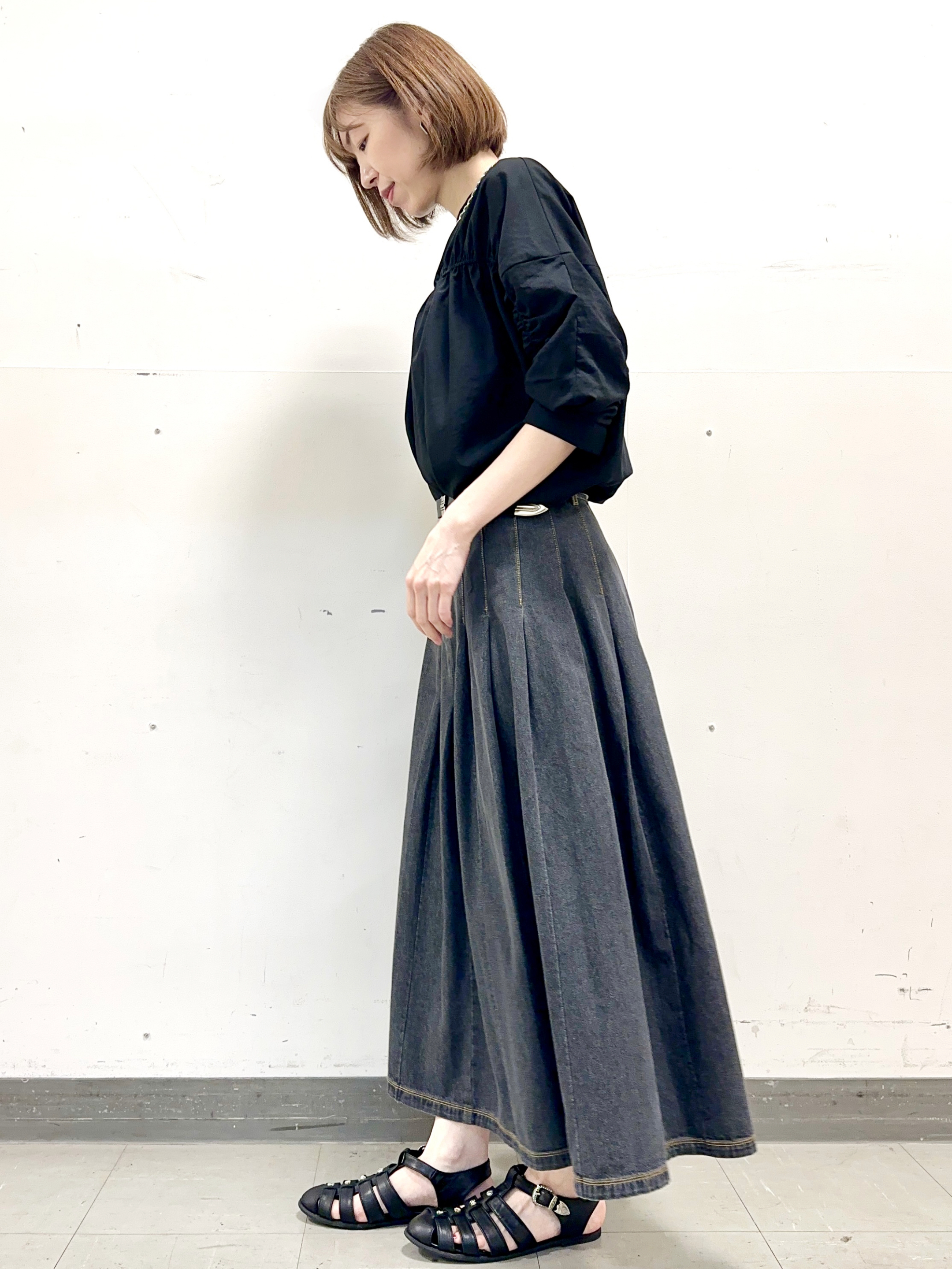 イト子さんの「Reflect｜【手洗い可】プチハイネック ギャザーブラウス」を使ったコーディネート