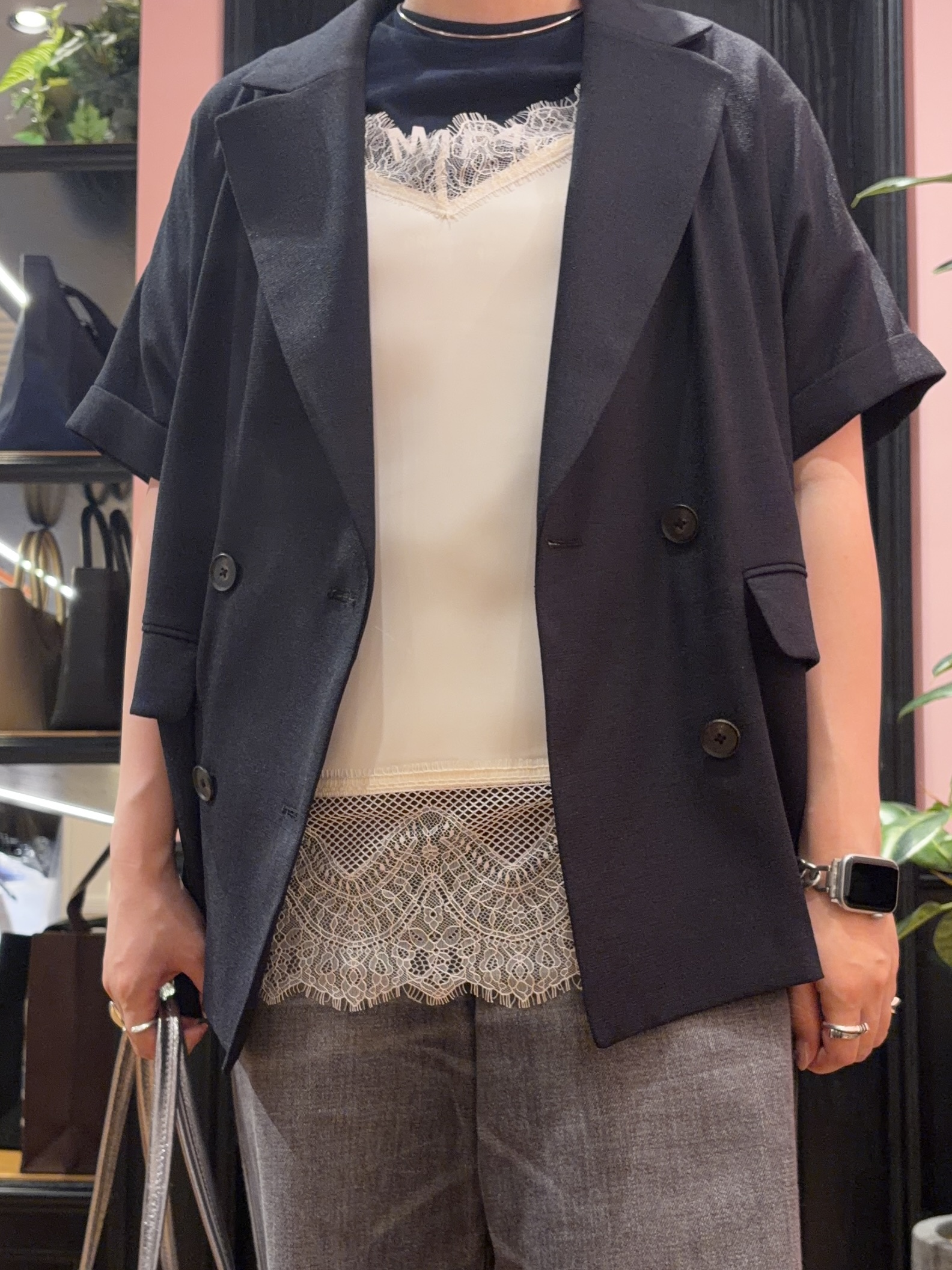 SAKAIさんの「DRESSTERIOR｜レースドッキングキャミソール」を使ったコーディネート