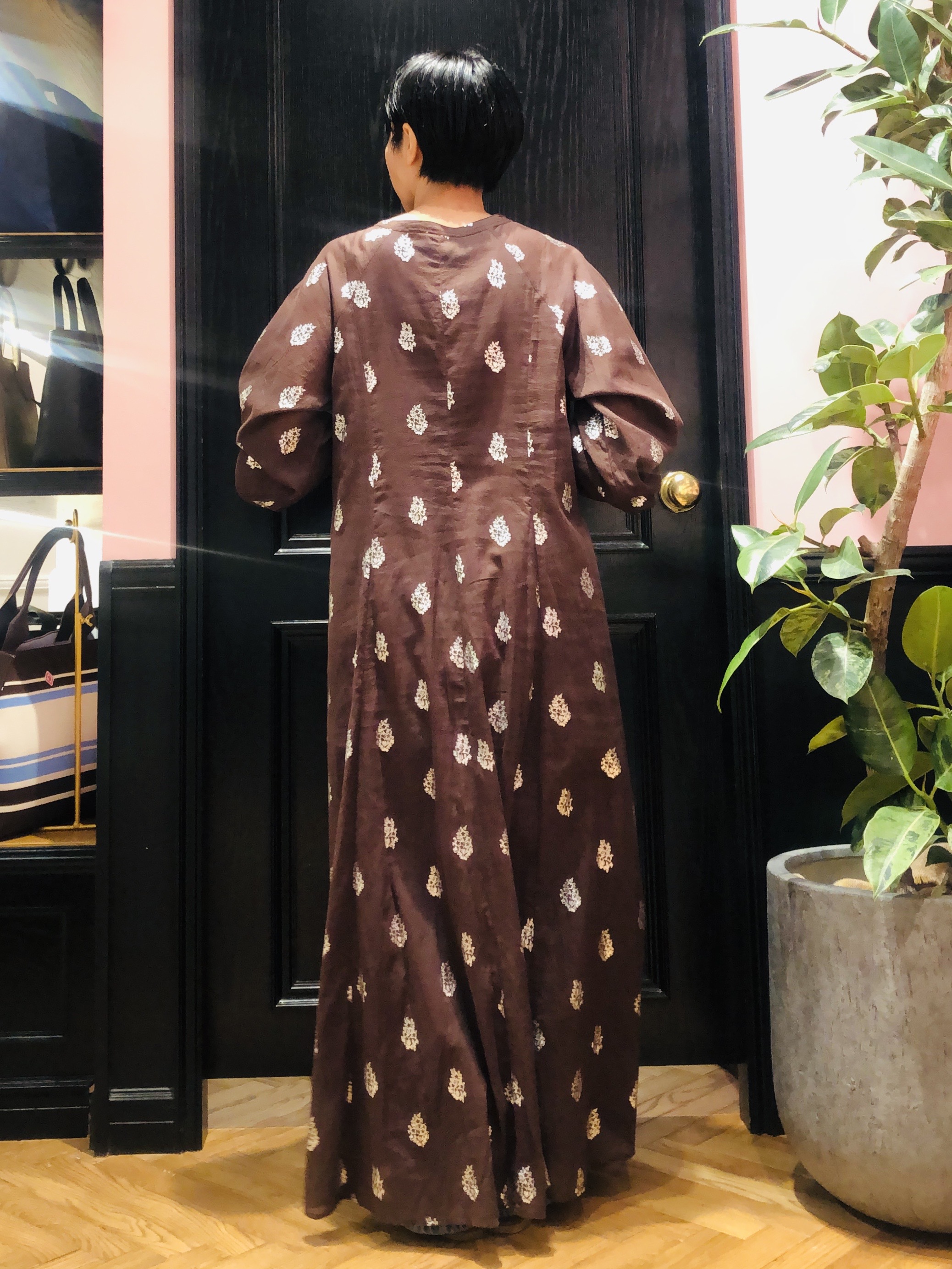 OGATAさんの「DRESSTERIOR｜ヴィンテージ加工ワイドデニムパンツ」を使ったコーディネート