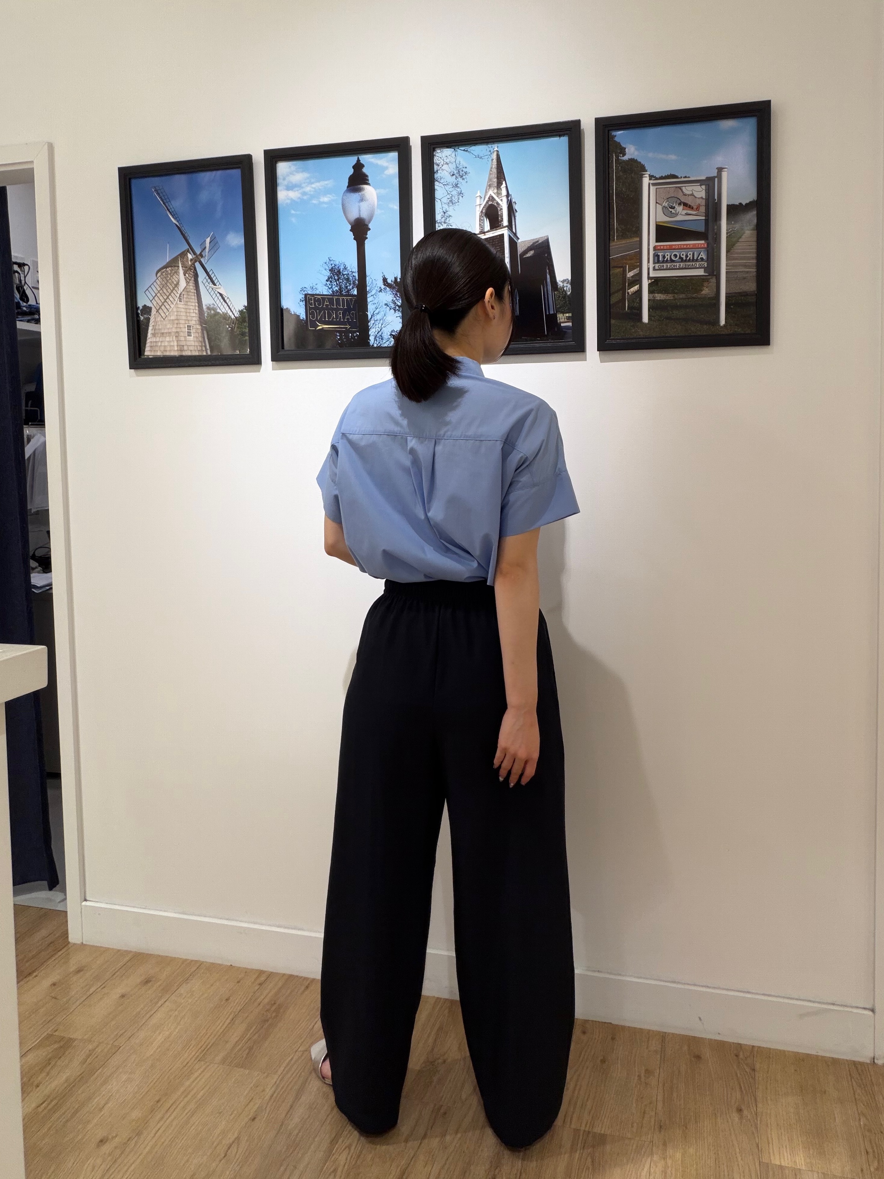秦美里さんの「Dessin｜【マシンウォッシャブル】ダブルフリルブラウス」を使ったコーディネート