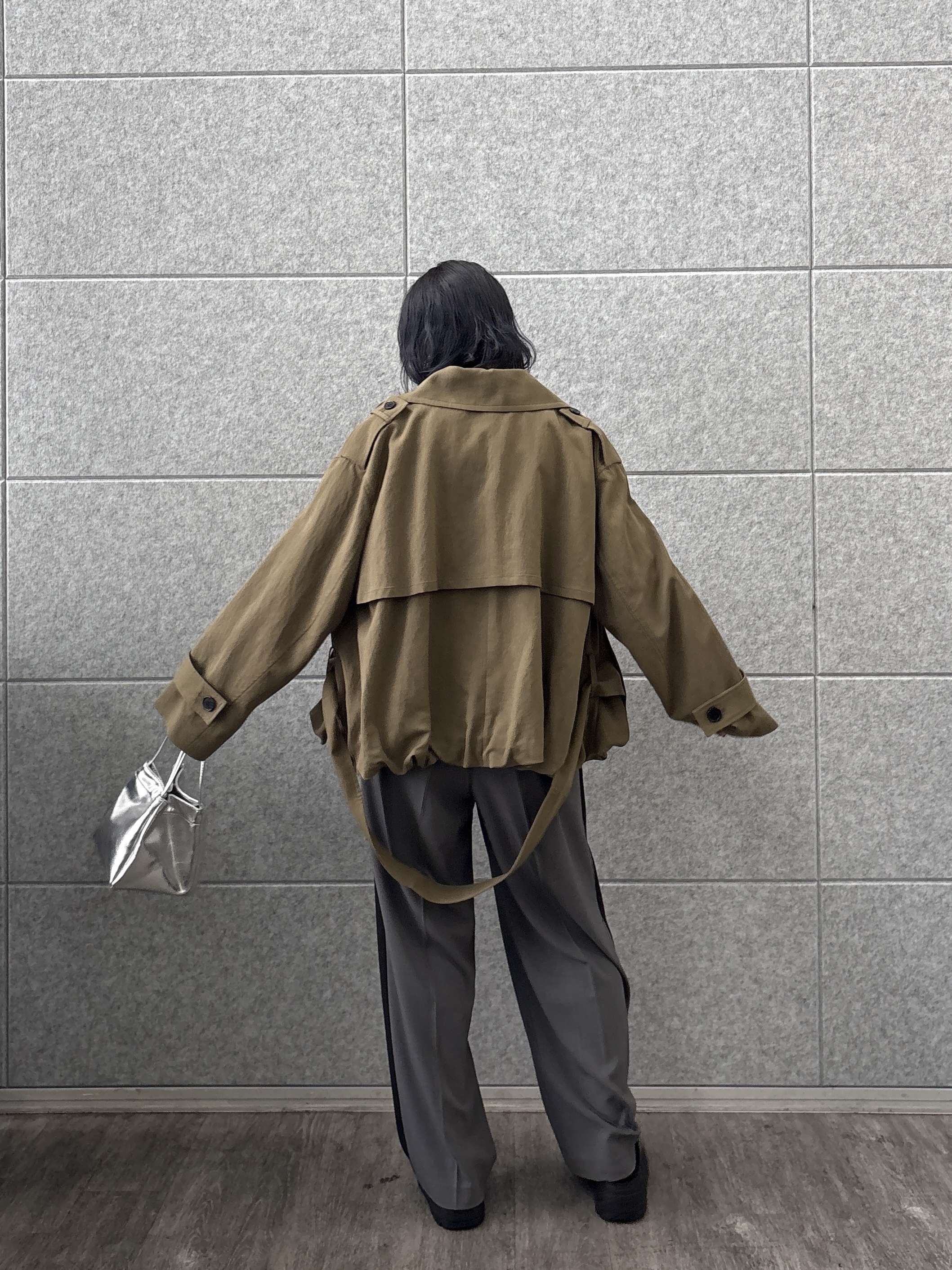 kotakiさんの「INDIVI｜Comfy SET UP｜イージーサイドラインワイドパンツ【セットアップ対応／通勤／カセット服／接触」を使ったコーディネート