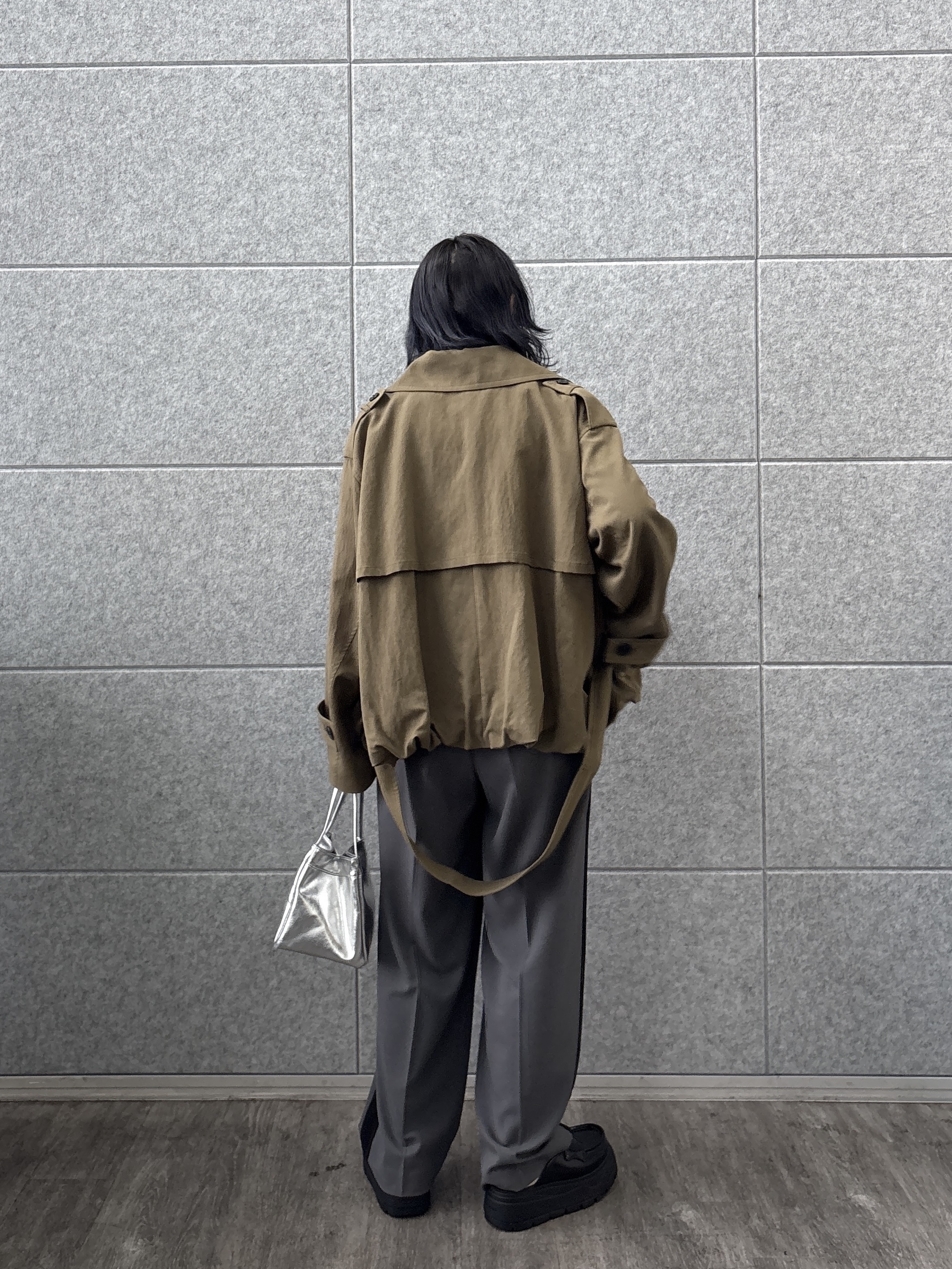 kotakiさんの「INDIVI｜Comfy SET UP｜イージーサイドラインワイドパンツ【セットアップ対応／通勤／カセット服／接触」を使ったコーディネート