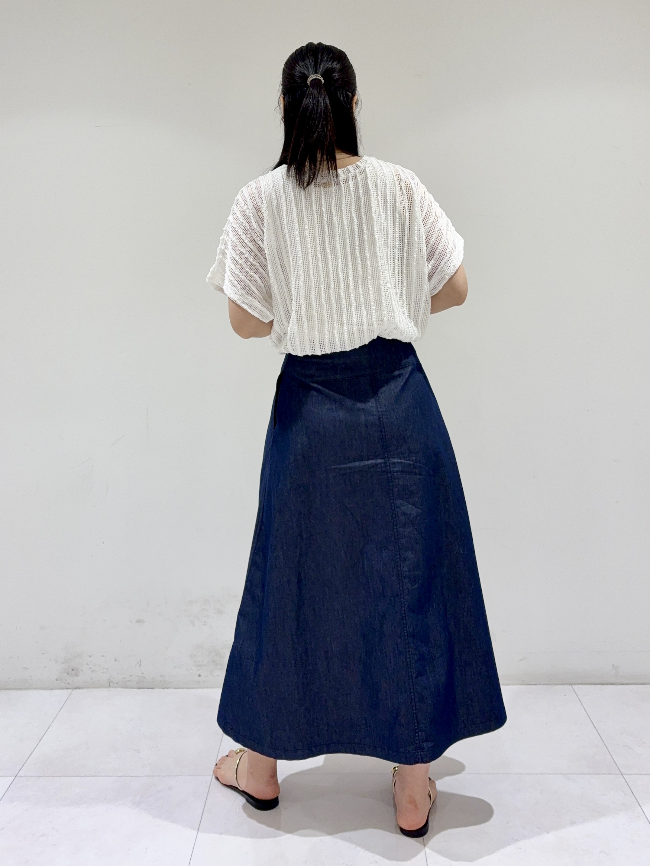 ayaさんの「DRESSTERIOR｜【体系カバー/日除け】ドルマンスリーブ シアーメッシュプルオーバー」を使ったコーディネート