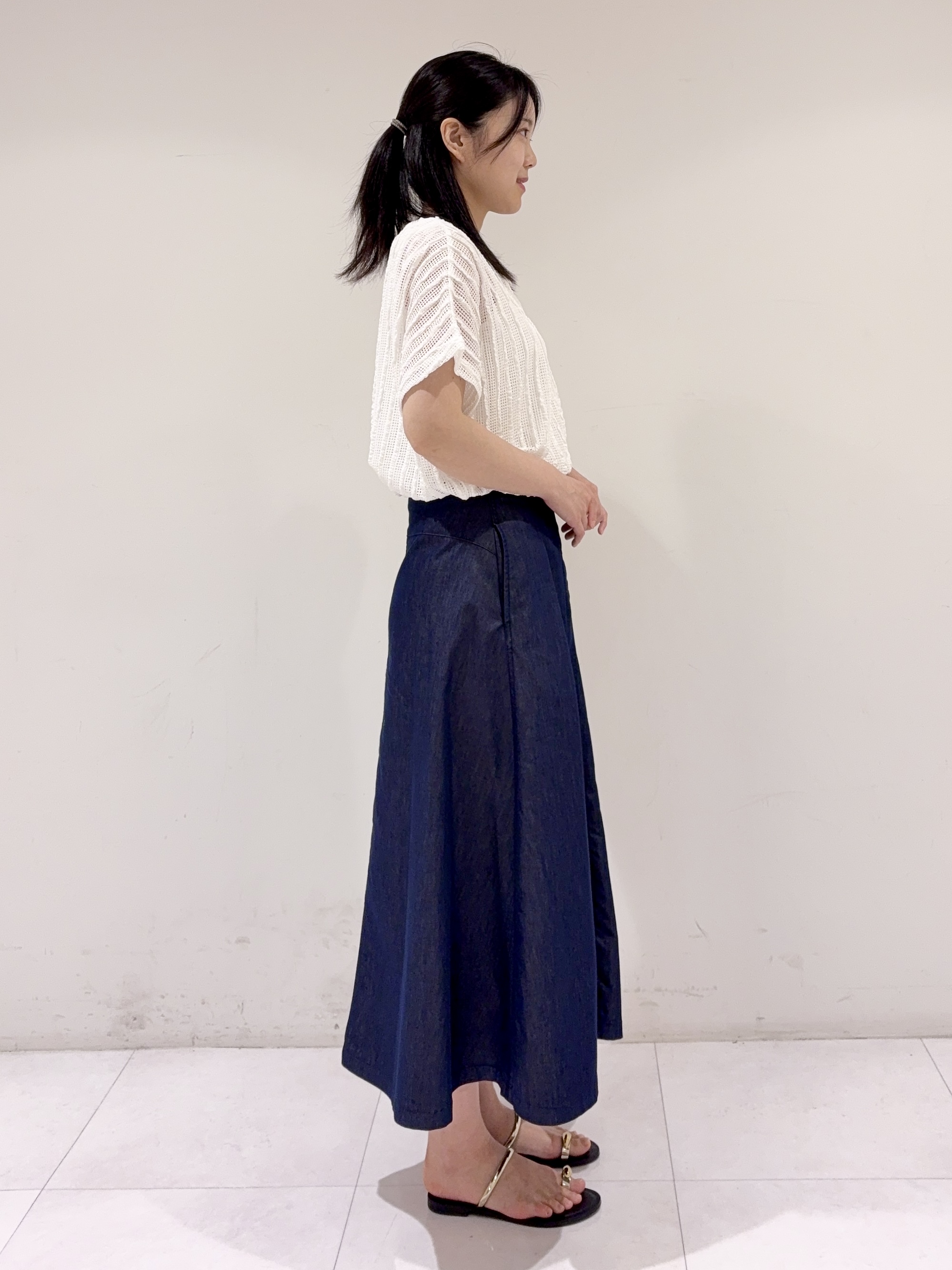 ayaさんの「DRESSTERIOR｜【体系カバー/日除け】ドルマンスリーブ シアーメッシュプルオーバー」を使ったコーディネート