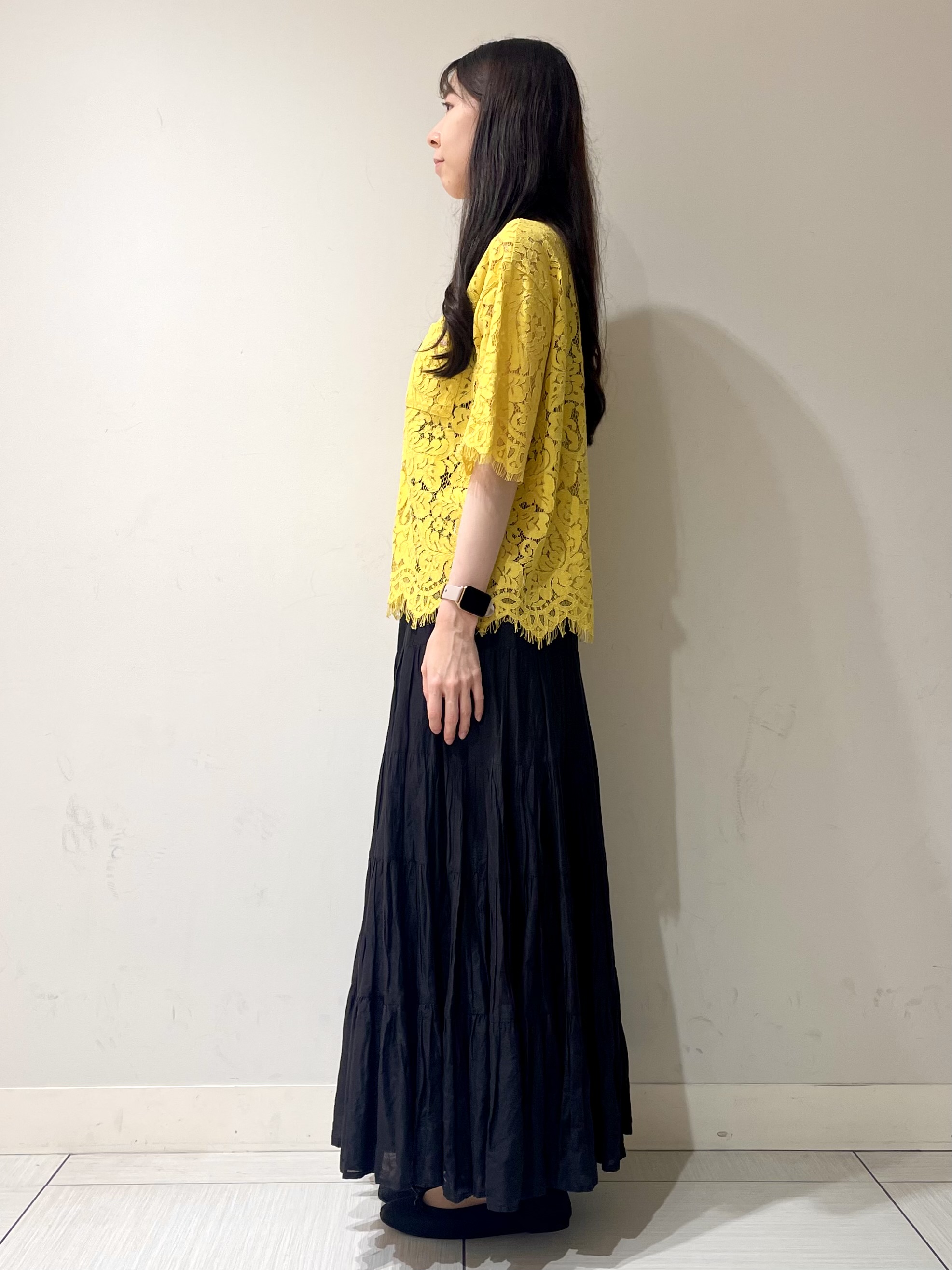 ことさんの「DRESSTERIOR｜【ウォッシャブル/羽織りにも便利】シアーコードレースブラウス」を使ったコーディネート