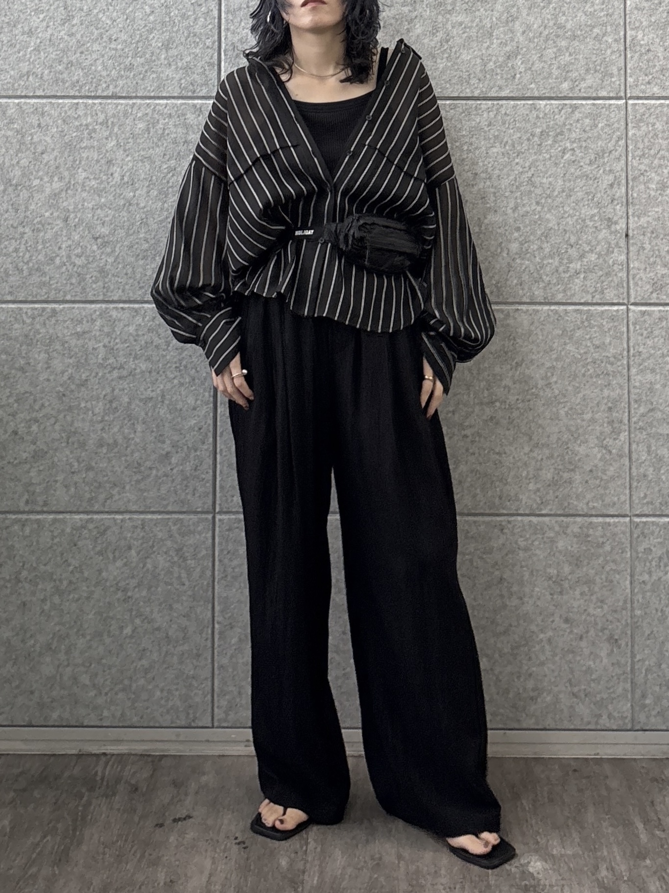 kotakiさんの「INDIVI｜シアーストライプ 切替タックシャツ」を使ったコーディネート