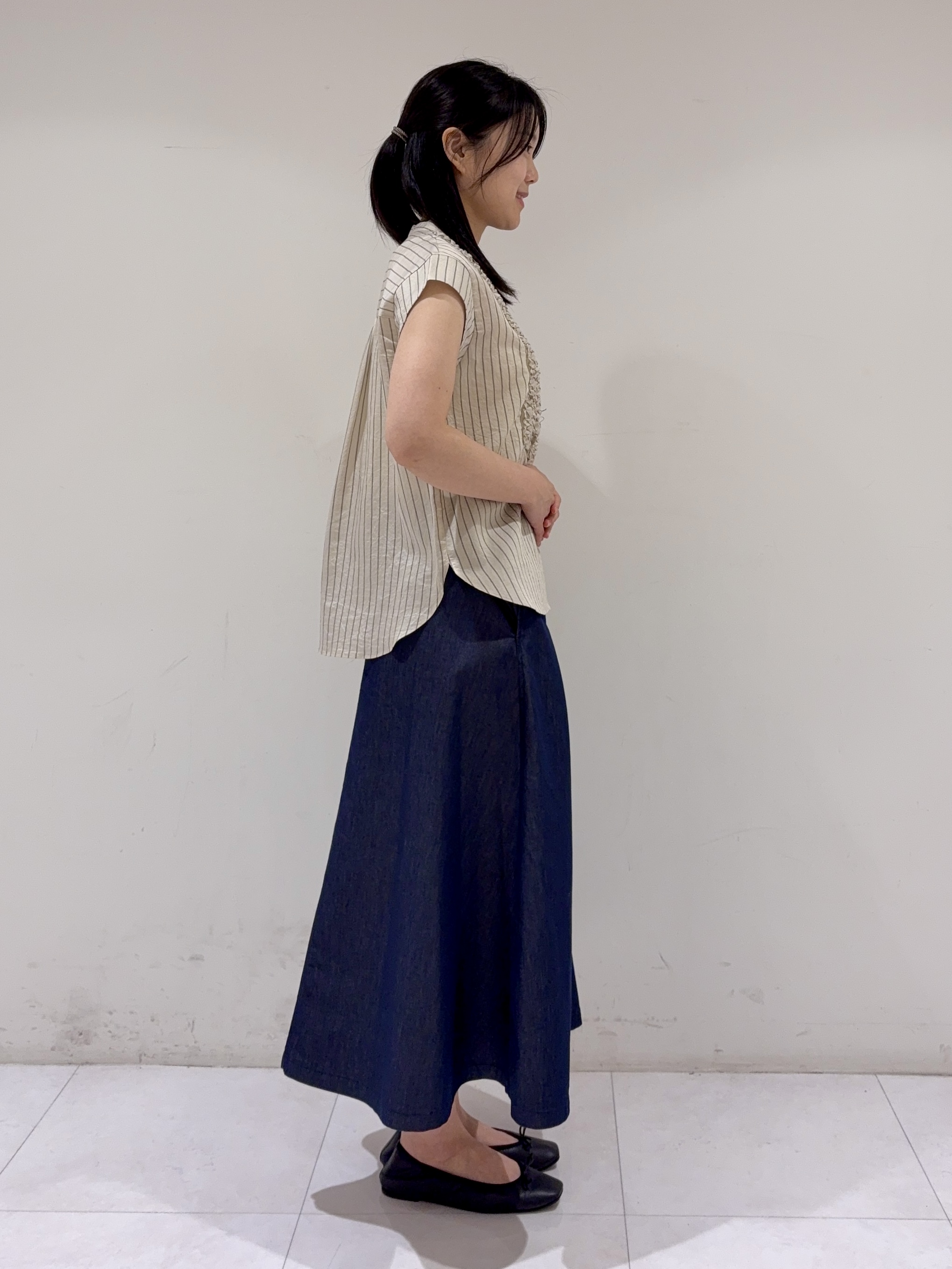 ayaさんの「DRESSTERIOR｜ストライプフレンチスリーブフリルブラウス」を使ったコーディネート