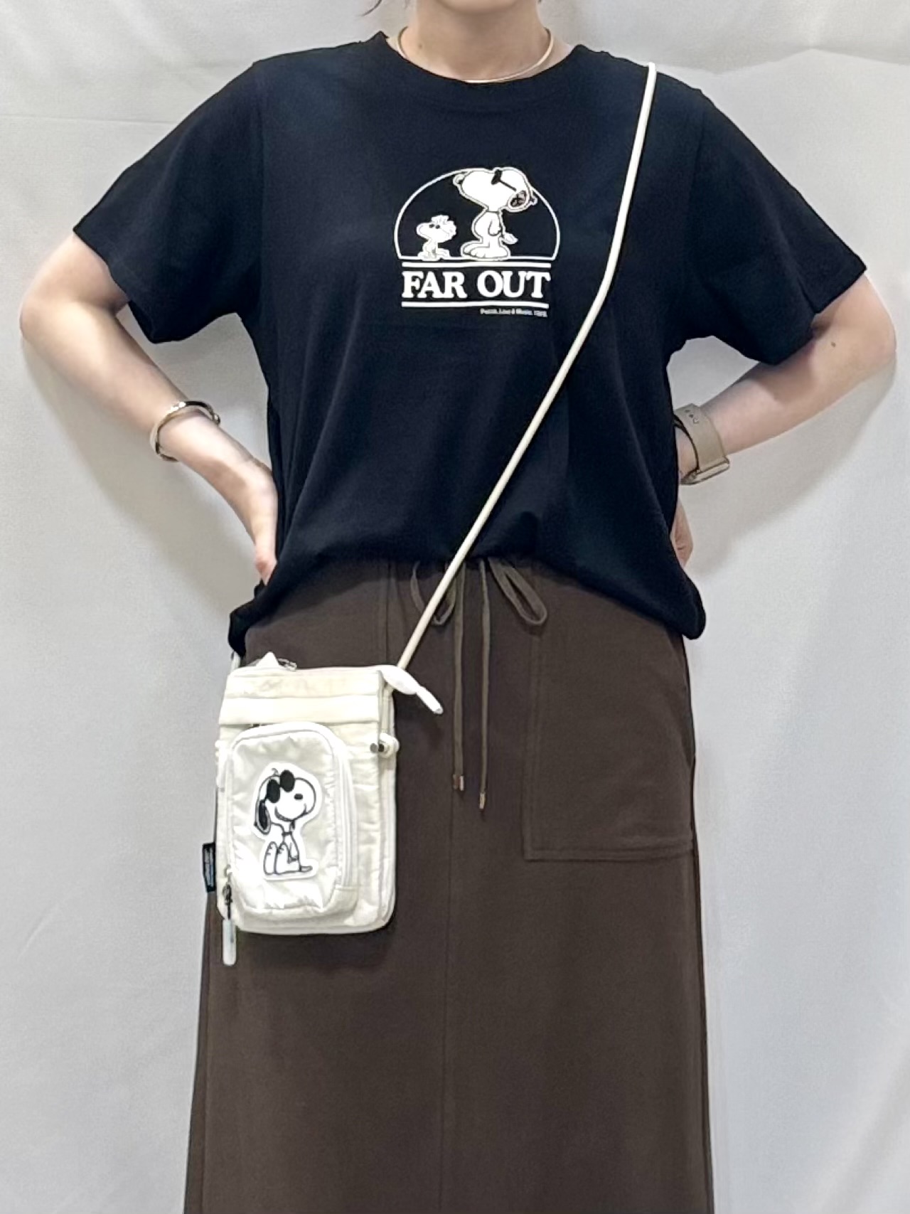 𝐇𝐢𝐫𝐨𝐦𝐢さんの「SHOO･LA･RUE｜【PEANUTS】ひんやりプリントTシャツ」を使ったコーディネート