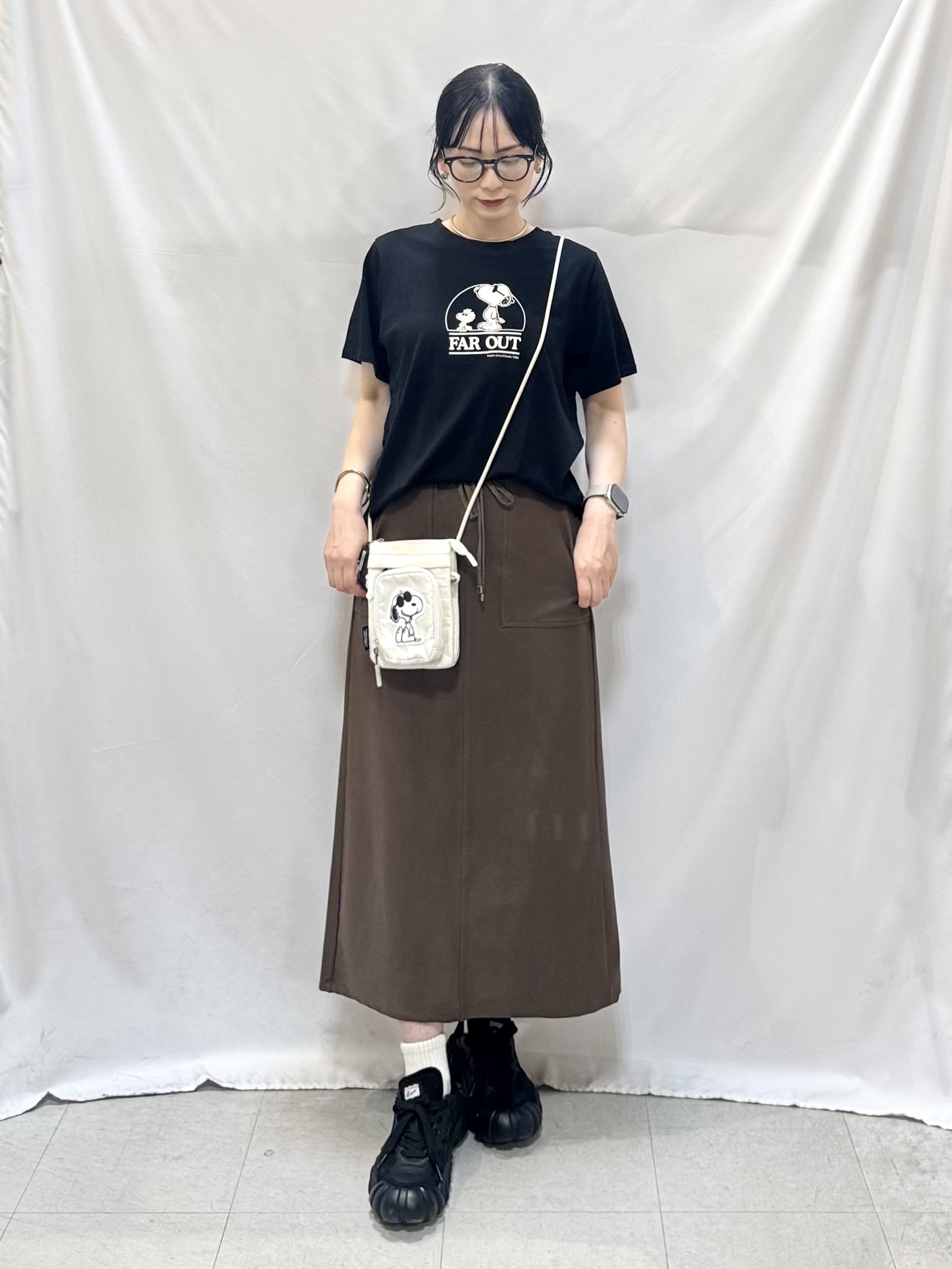 𝐇𝐢𝐫𝐨𝐦𝐢さんの「SHOO･LA･RUE｜【PEANUTS】ひんやりプリントTシャツ」を使ったコーディネート