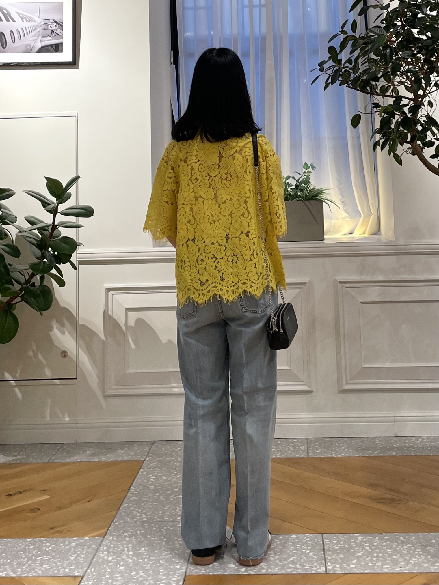 Lilyさんの「DRESSTERIOR｜【ウォッシャブル/羽織りにも便利】シアーコードレースブラウス」を使ったコーディネート