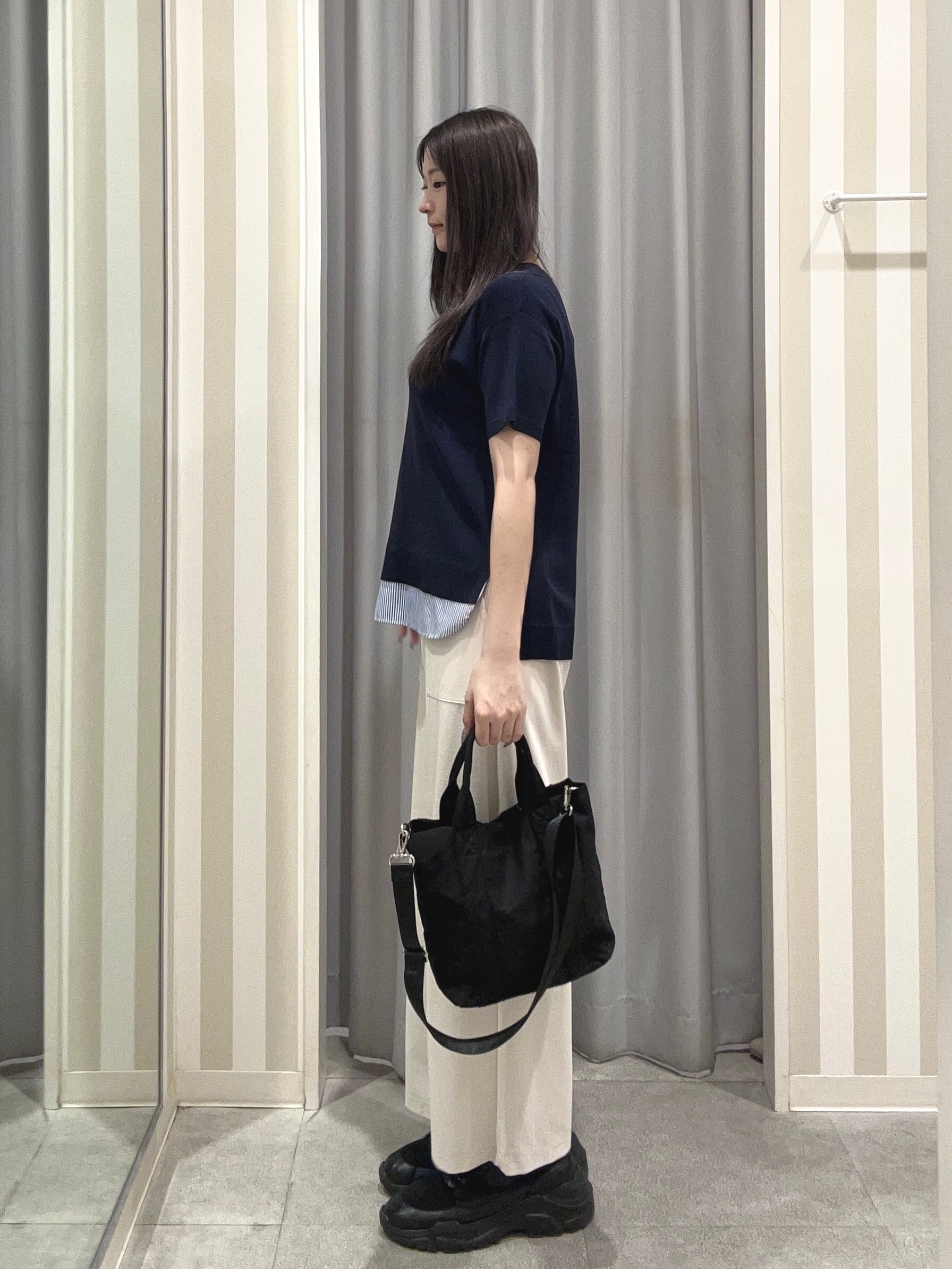 美空さんの「SHOO･LA･RUE｜【ひんやり/UV/洗濯機可/S-LL】毛玉になりにくい シャツレイヤード風 半袖ニット」を使ったコーディネート