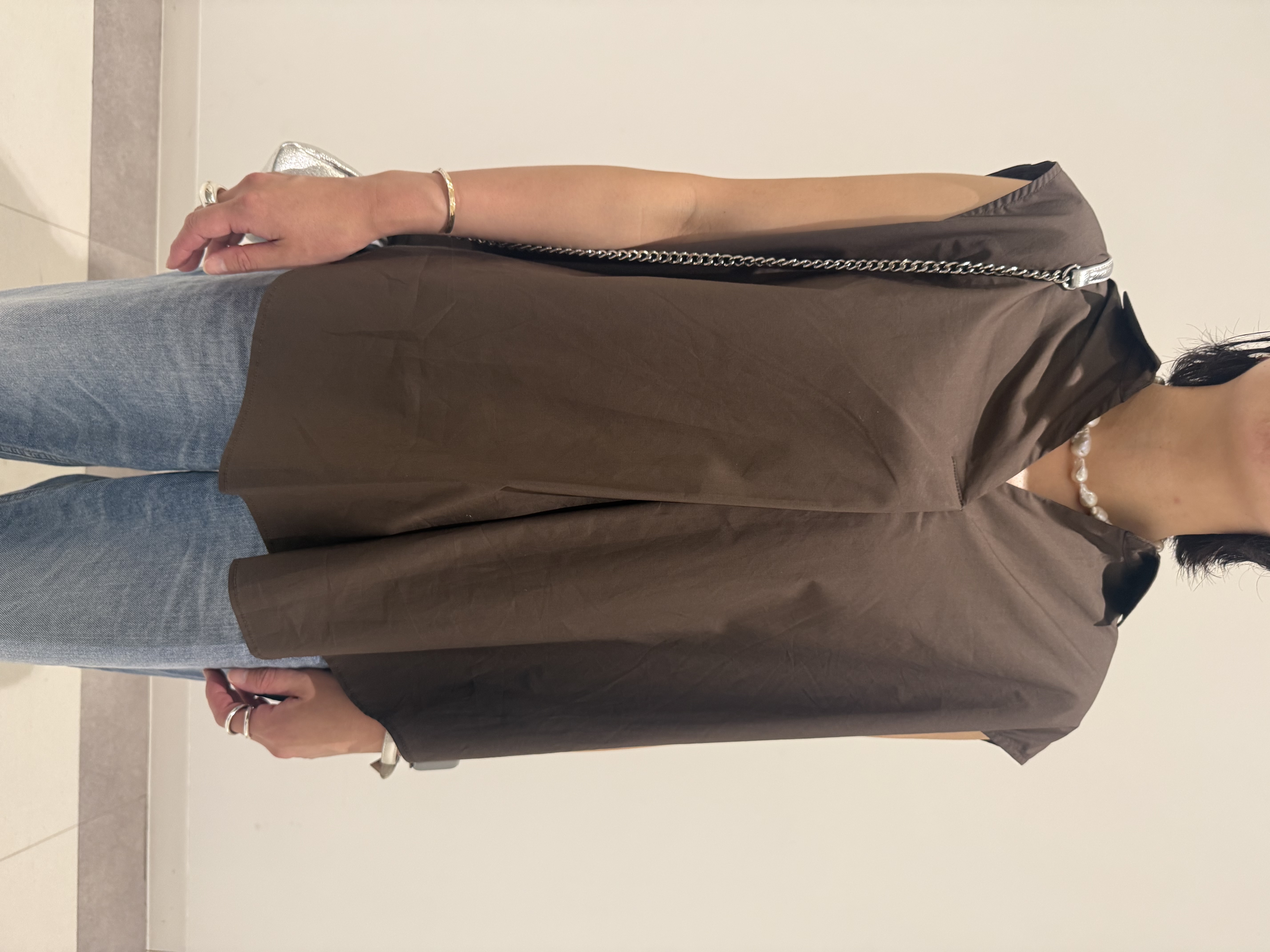 MIYAKAWAさんの「DRESSTERIOR｜フレンチスリーブ スキッパーブラウス」を使ったコーディネート