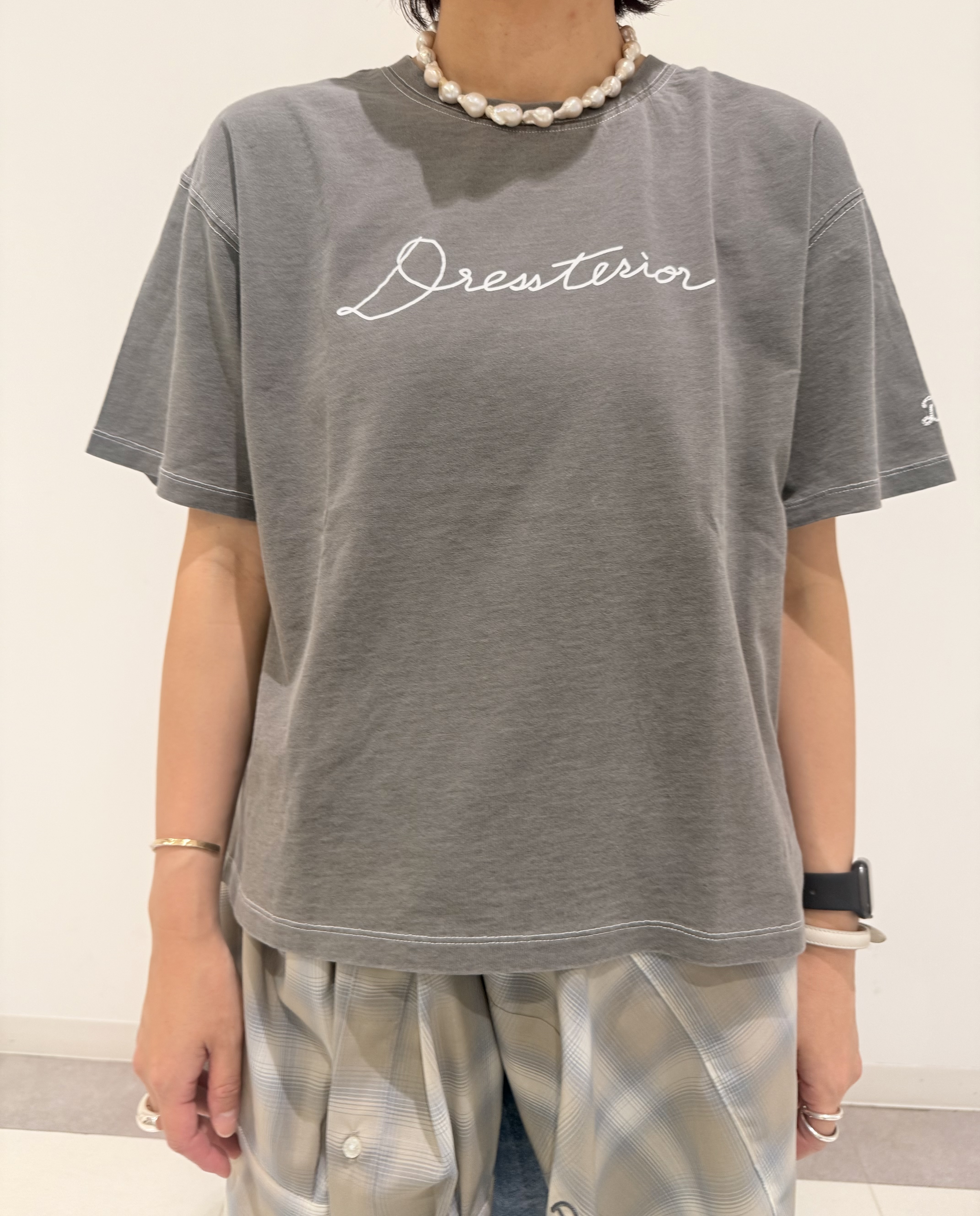MIYAKAWAさんの「DRESSTERIOR｜インディゴ天竺ロゴTシャツ」を使ったコーディネート