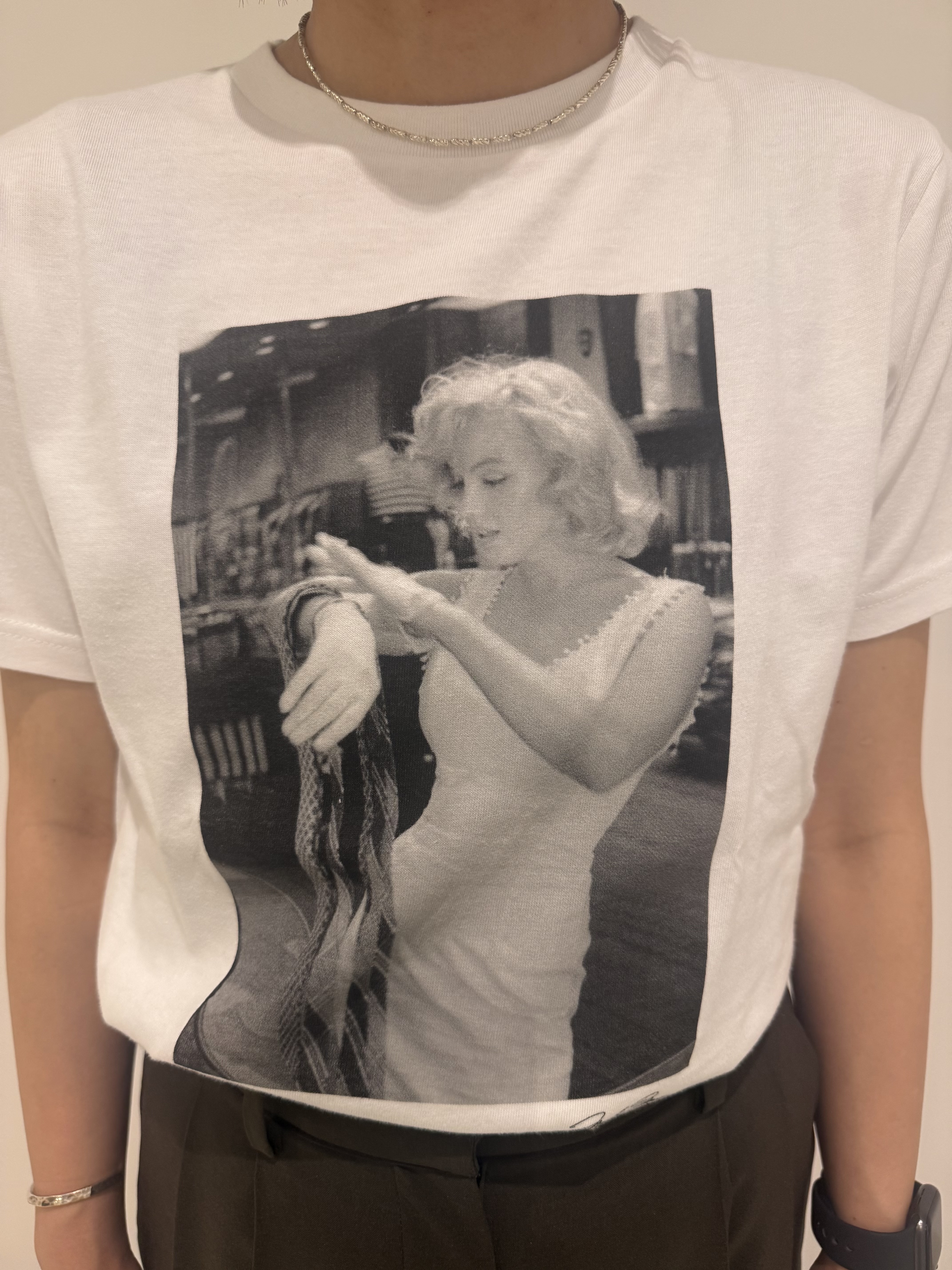MIYAKAWAさんの「DRESSTERIOR｜【別注】マリリンモンロー/モノトーンプリントTシャツ」を使ったコーディネート