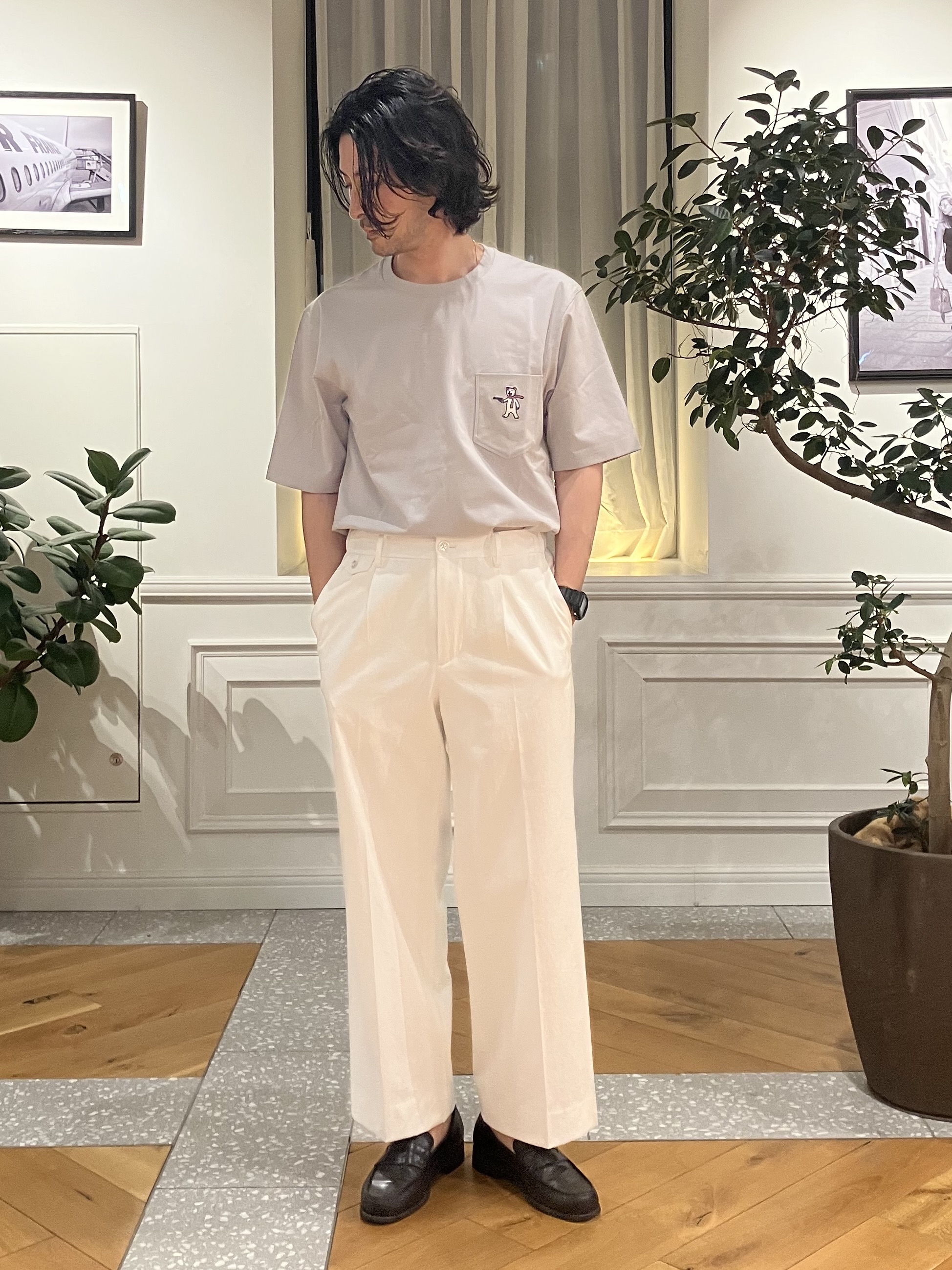 junyaさんの「DRESSTERIOR｜【接触冷感／UVカット／抗菌防臭／しわ防止】クールデオドラント ピストルベアーTシャツ」を使ったコーディネート
