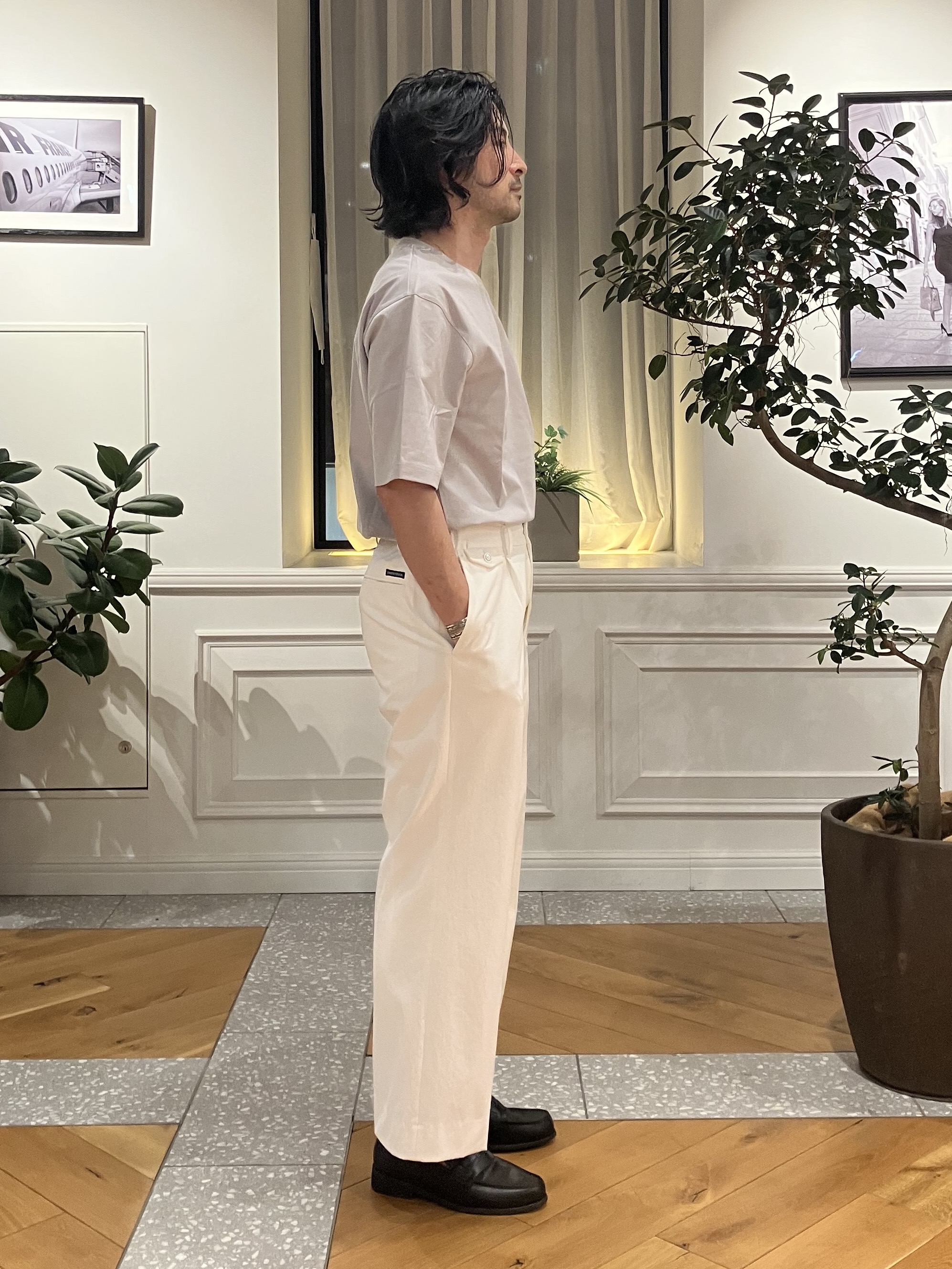 junyaさんの「DRESSTERIOR｜【接触冷感／UVカット／抗菌防臭／しわ防止】クールデオドラント ピストルベアーTシャツ」を使ったコーディネート