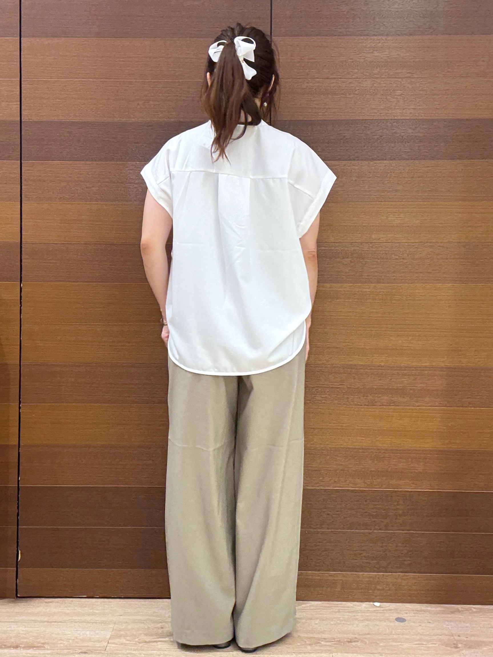 maichiさんの「OPAQUE.CLIP｜フロントレースブラウス【洗濯機OK】」を使ったコーディネート