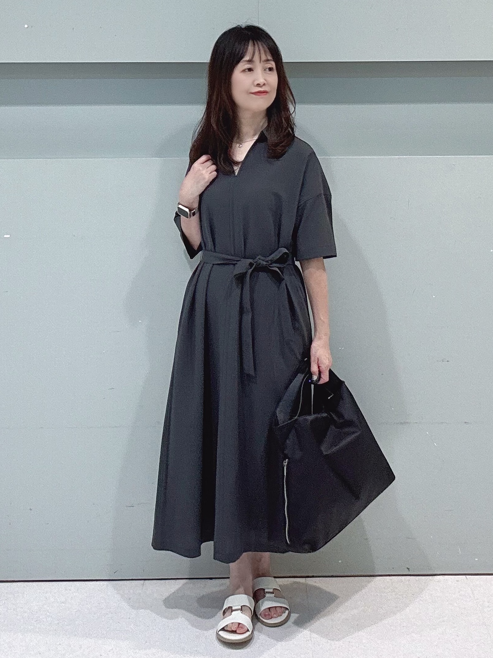 makiさんの「UNTITLED｜【UVカット/接触冷感/通気性】エアリークールワンピース」を使ったコーディネート
