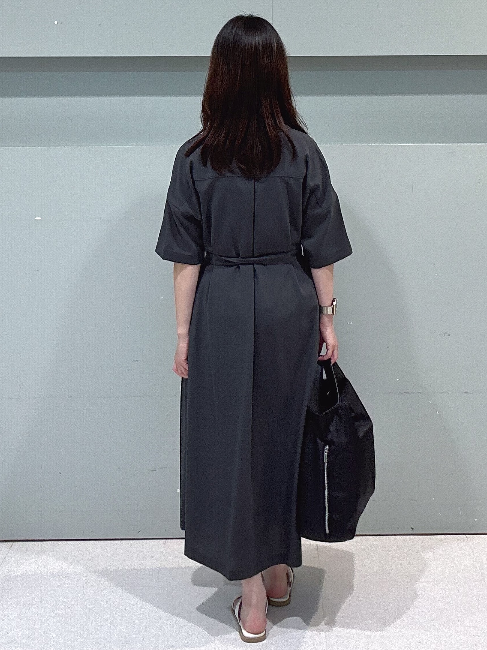 makiさんの「UNTITLED｜【UVカット/接触冷感/通気性】エアリークールワンピース」を使ったコーディネート