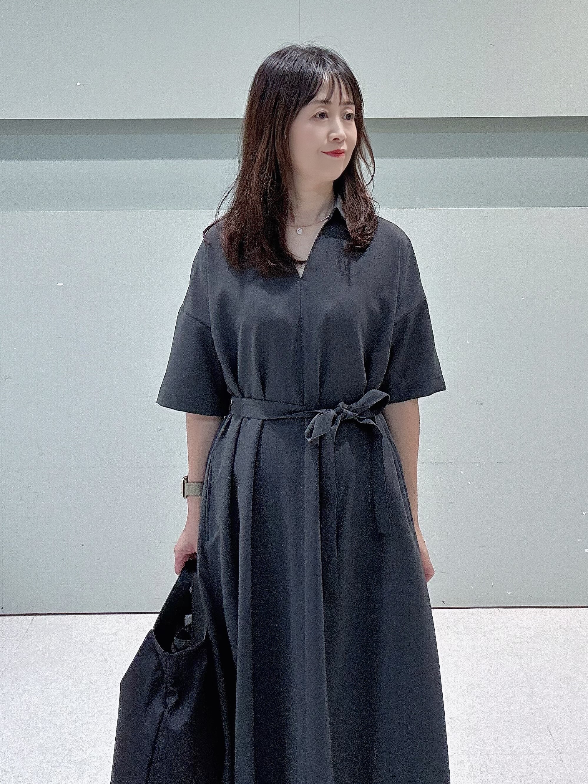 makiさんの「UNTITLED｜【UVカット/接触冷感/通気性】エアリークールワンピース」を使ったコーディネート