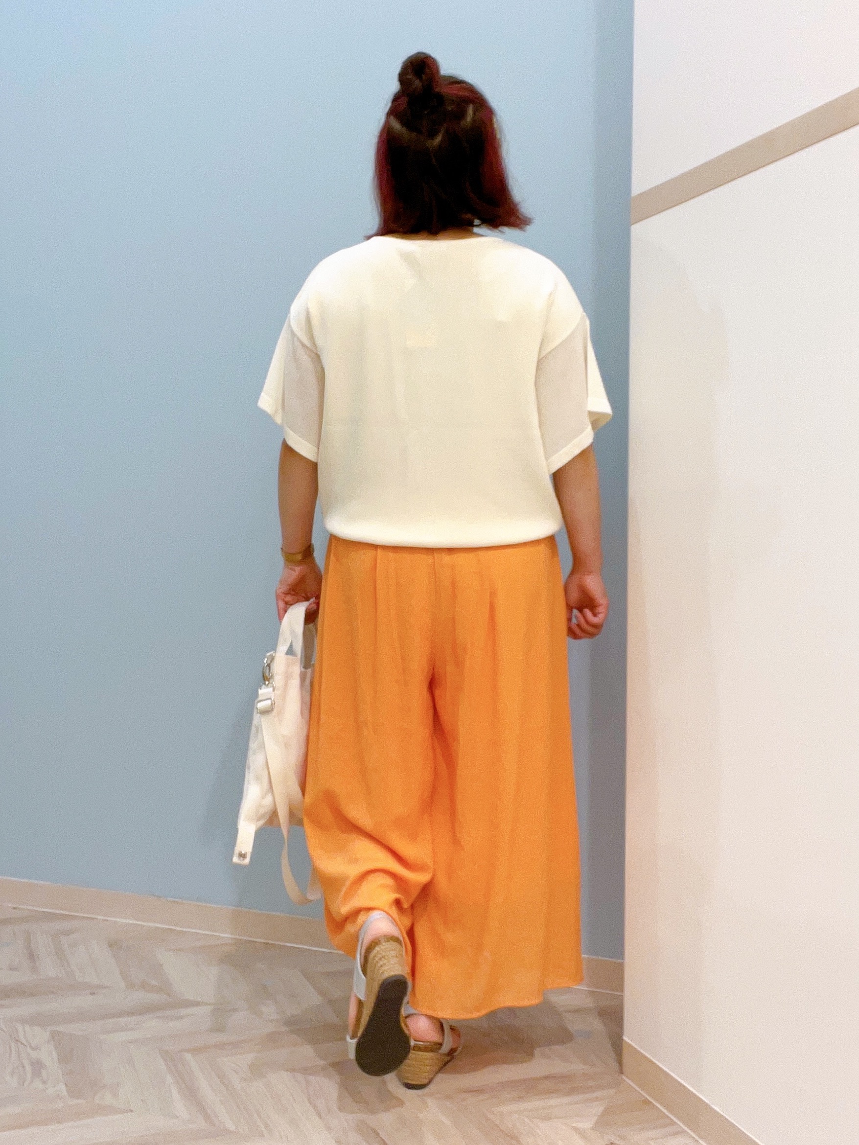 kitaさんの「SHOO･LA･RUE｜【S-LL/ひんやり/洗濯機可】インせず着られる ひらり袖ニット」を使ったコーディネート