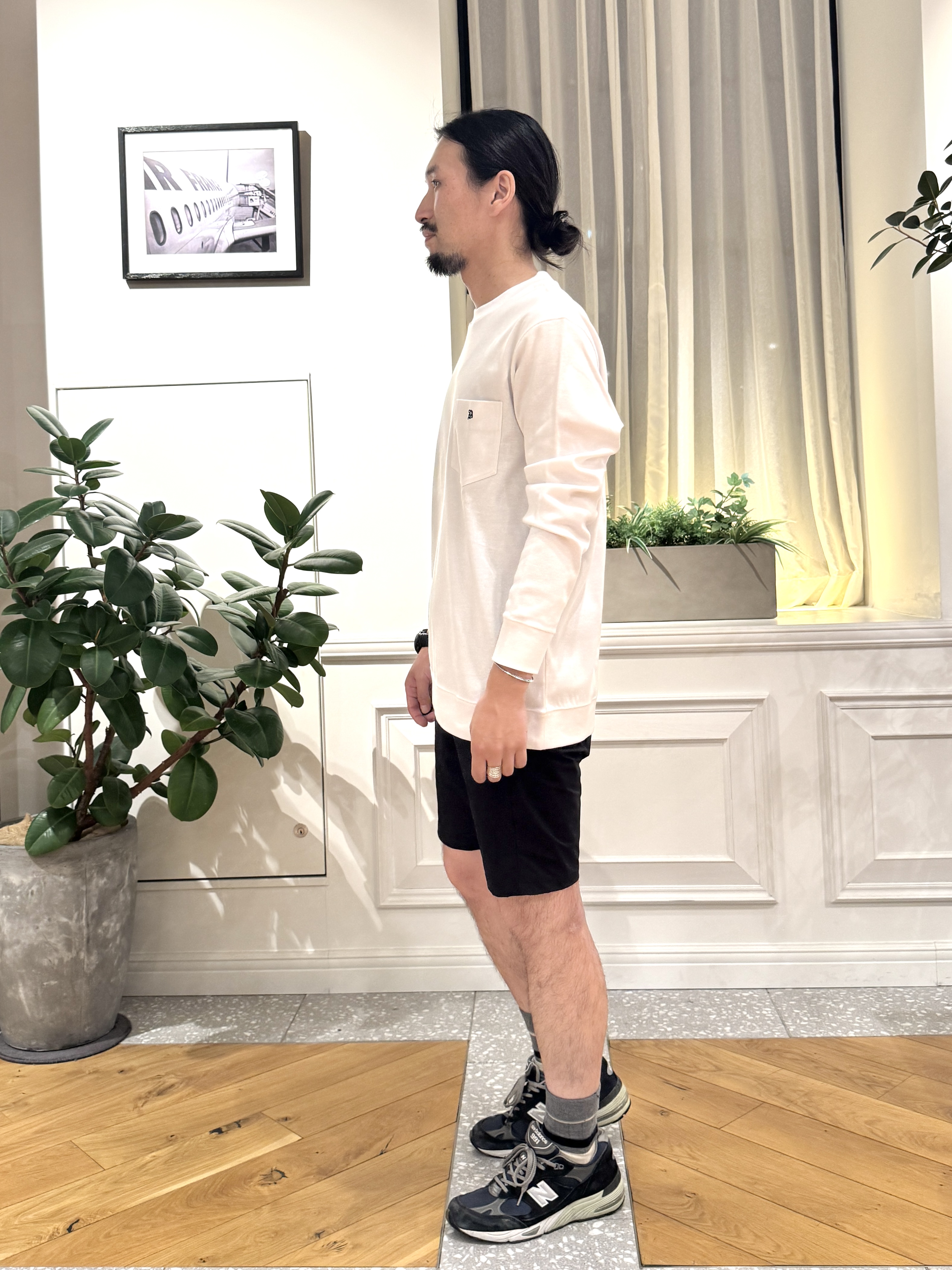 kawarataniさんの「DRESSTERIOR｜【抗菌防臭／UVカット／しわ防止】クールデオドラント フライスロングTシャツ」を使ったコーディネート