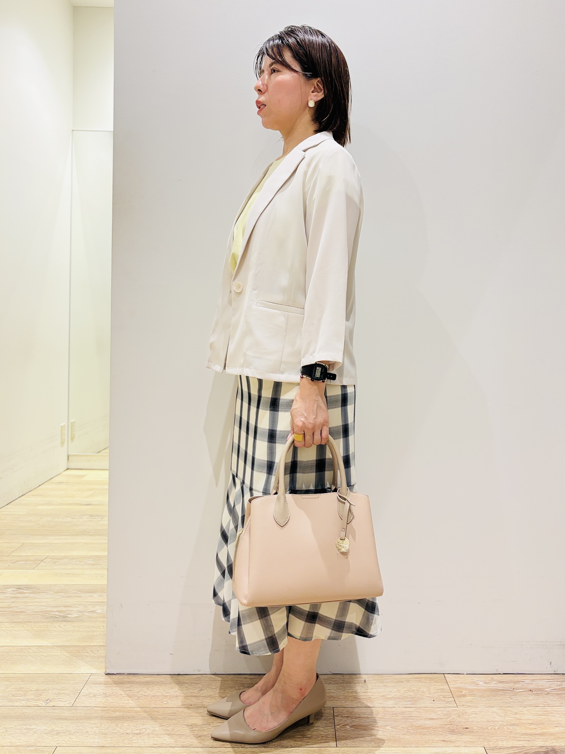 YUKOさんの「index｜【接触冷感／防シワ】ひんやり7分袖テーラードジャケット《洗濯機OK》」を使ったコーディネート