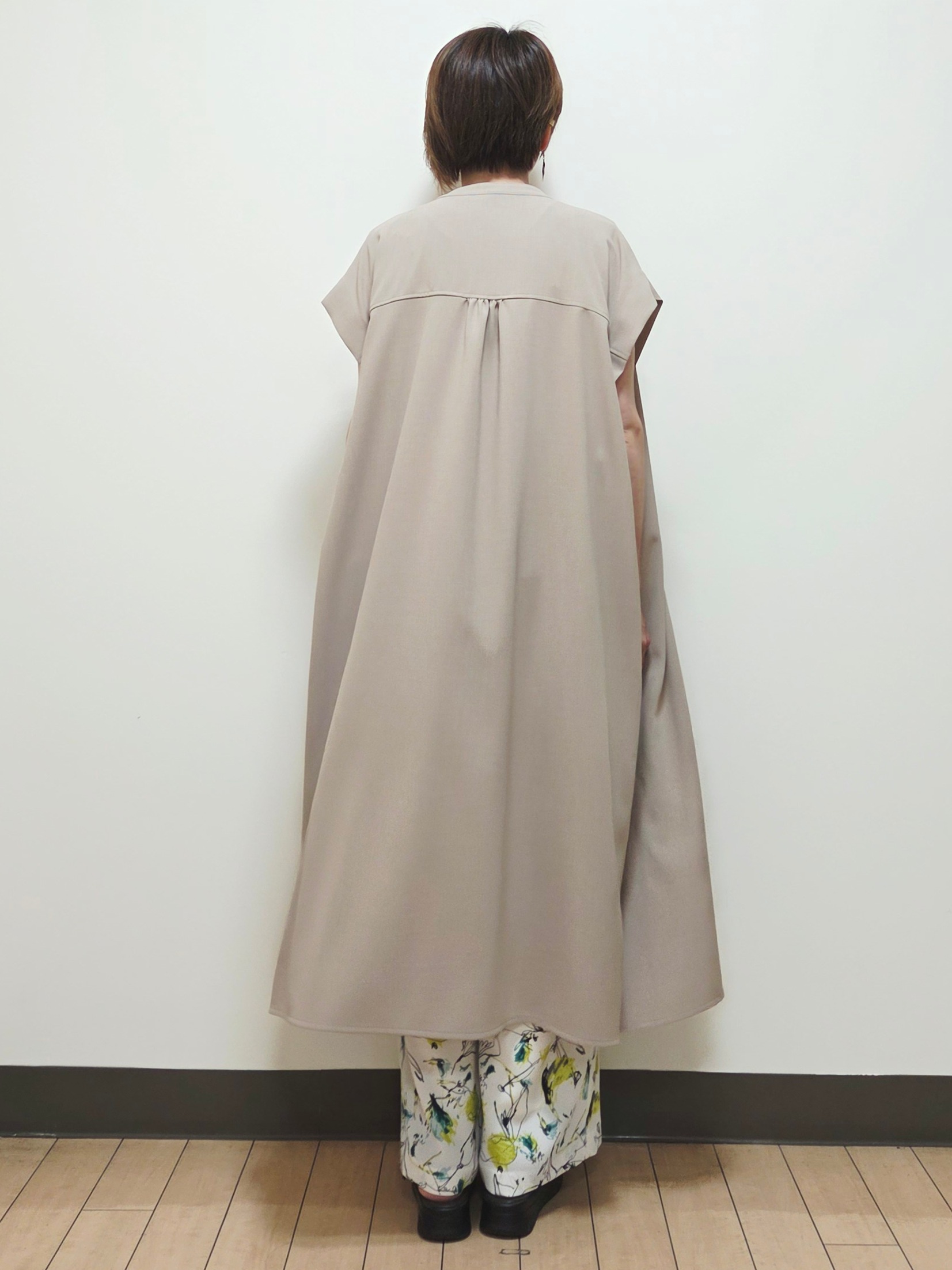 yuuさんの「Reflect｜すっきり見えバンドカラーシャツワンピース」を使ったコーディネート